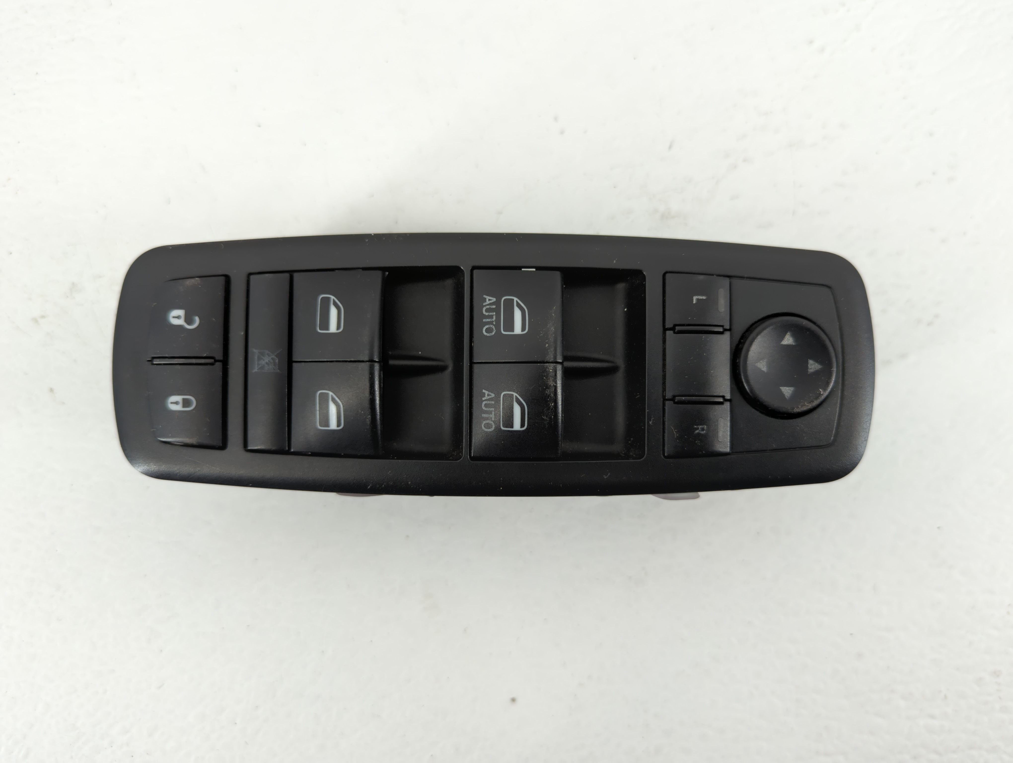 Picture of Dodge Caravan Driver Left Door Master Power Window Switch 68110866aa 573526