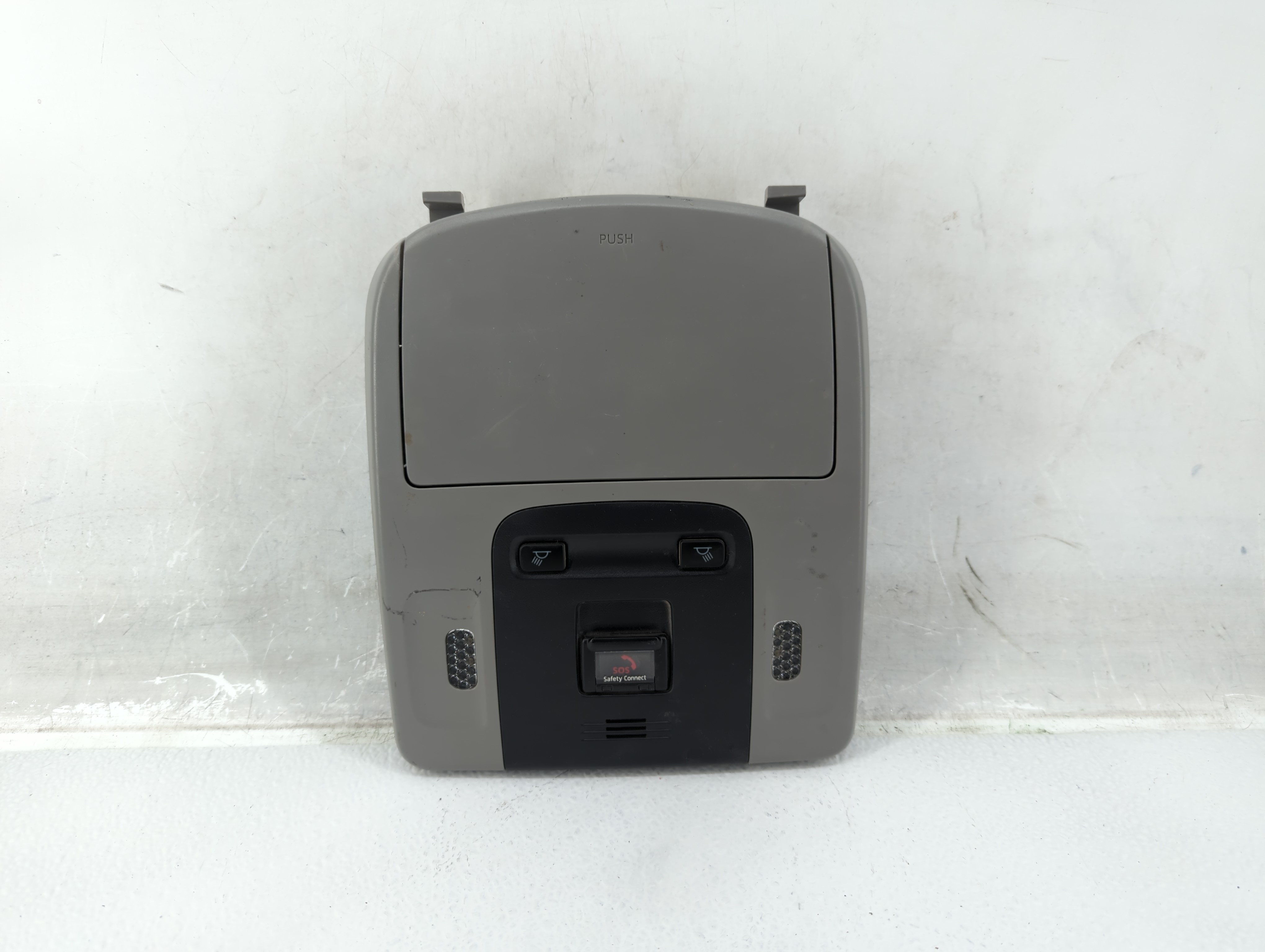 Picture of 2020 Toyota Camry Overhead Roof Console 573886