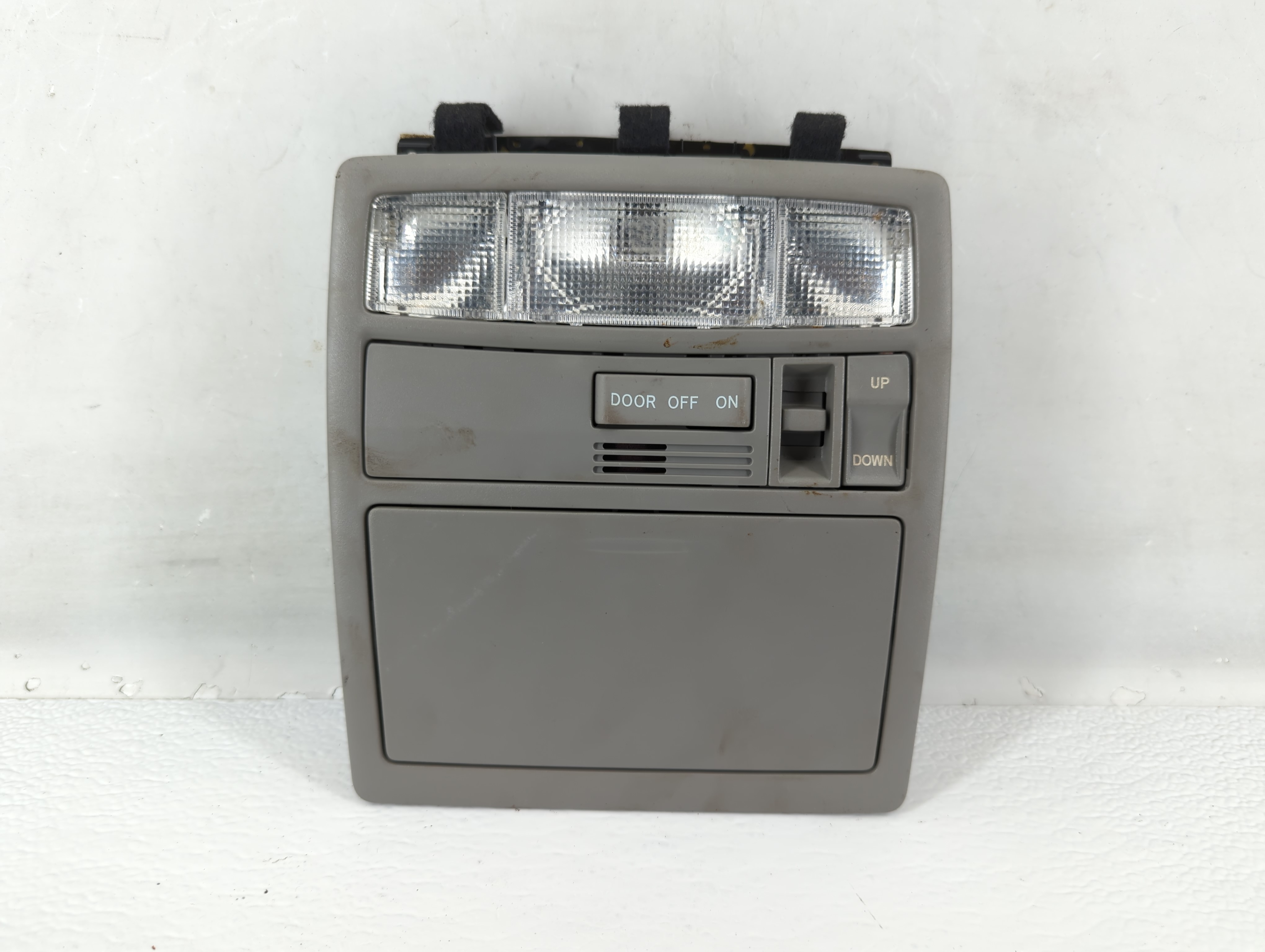 2011 Toyota Camry Overhead Roof Console 574188 - Oemusedautoparts1.com