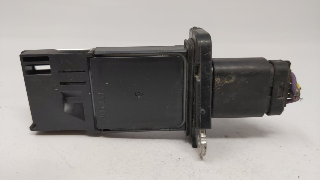 Picture of 2005-2012 Ford Escape Mass Air Flow Meter Maf 57568