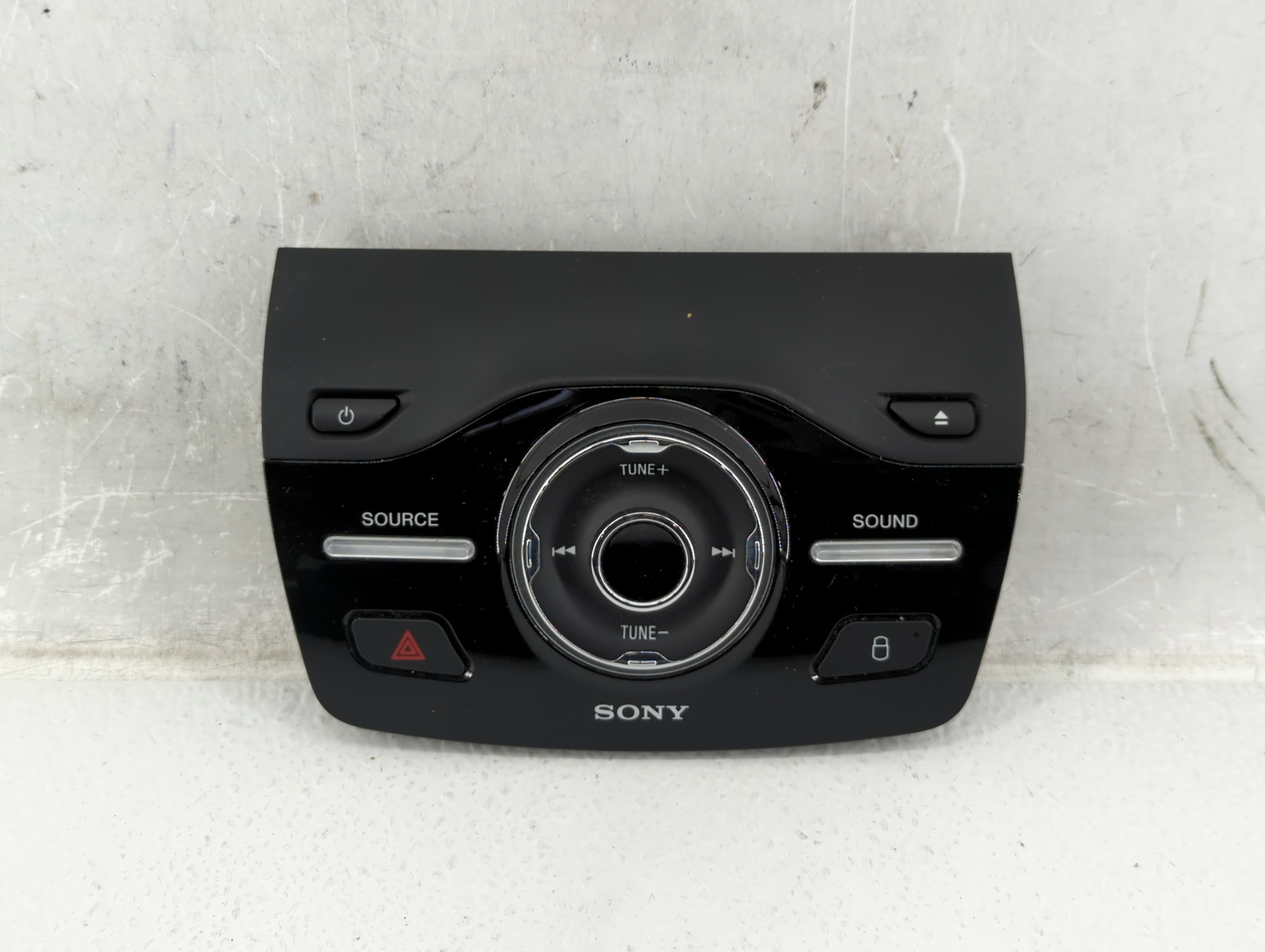 Picture of 2014 Ford Escape Am Fm Cd Player Radio Receiver 576280