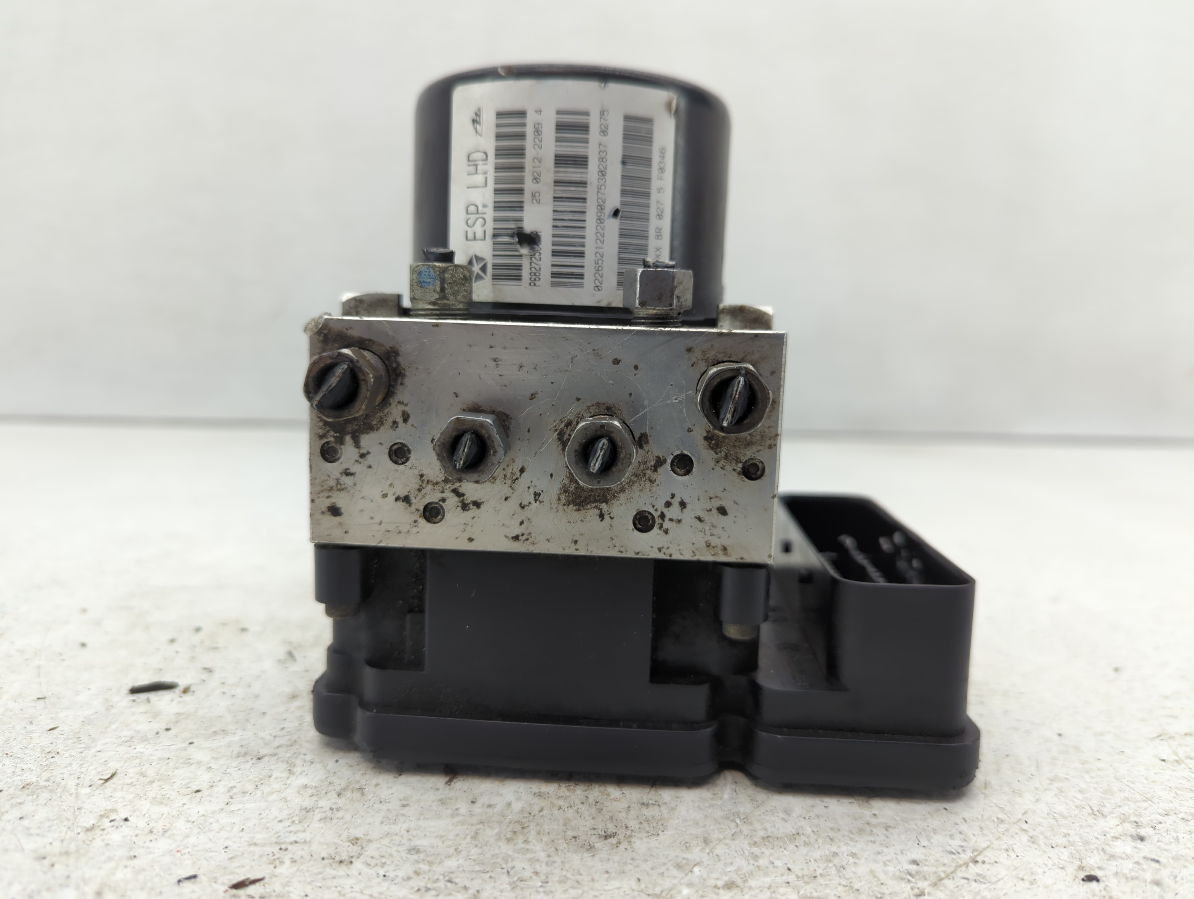 2015 Dodge Journey Abs Pump Control Module 577760 - Oemusedautoparts1.com