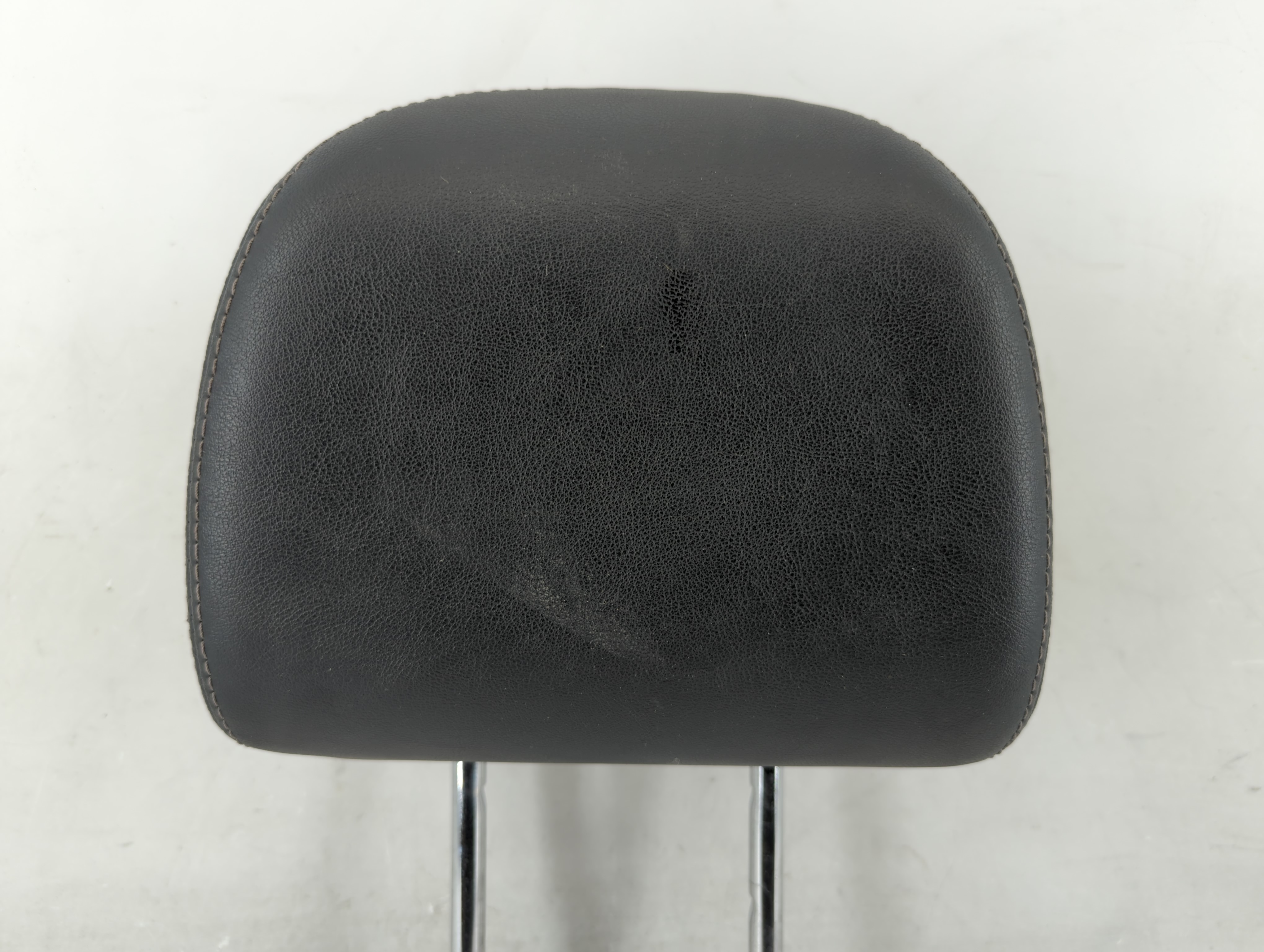 Subaru Impreza Headrest Head Rest Front Driver Passenger Seat Black 577902 - Oemusedautoparts1.com