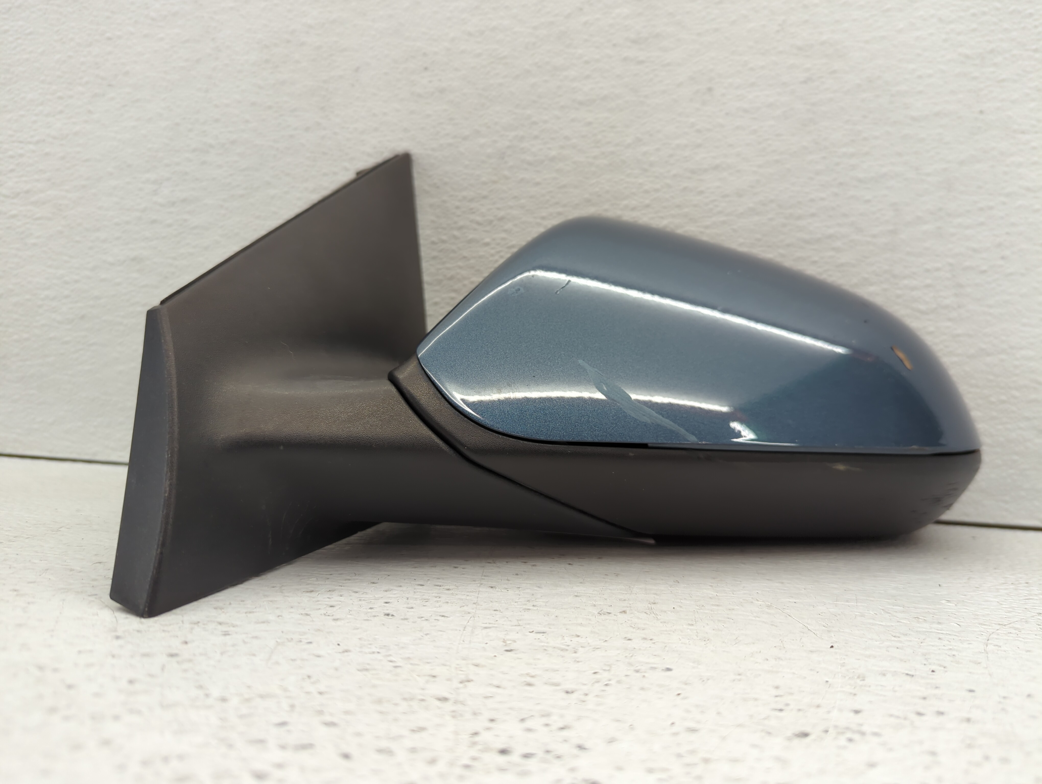 2016 Hyundai Sonata Driver Left Side View Power Door Mirror Blue 579216 - Oemusedautoparts1.com