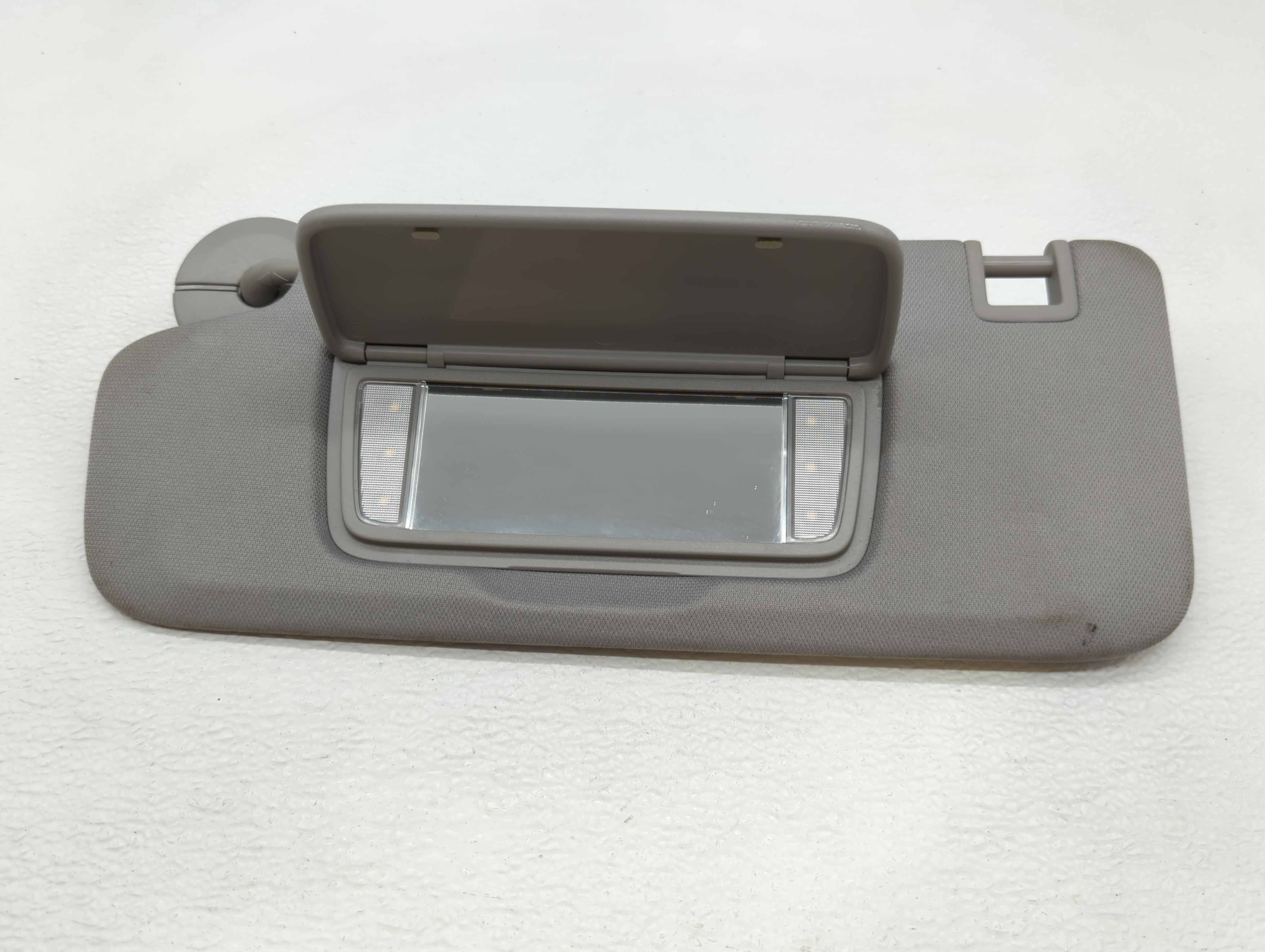 Picture of 2021 Gmc Terrain Passenger Sun Visor Mirror Right Sunvisor Dark Grey 579597