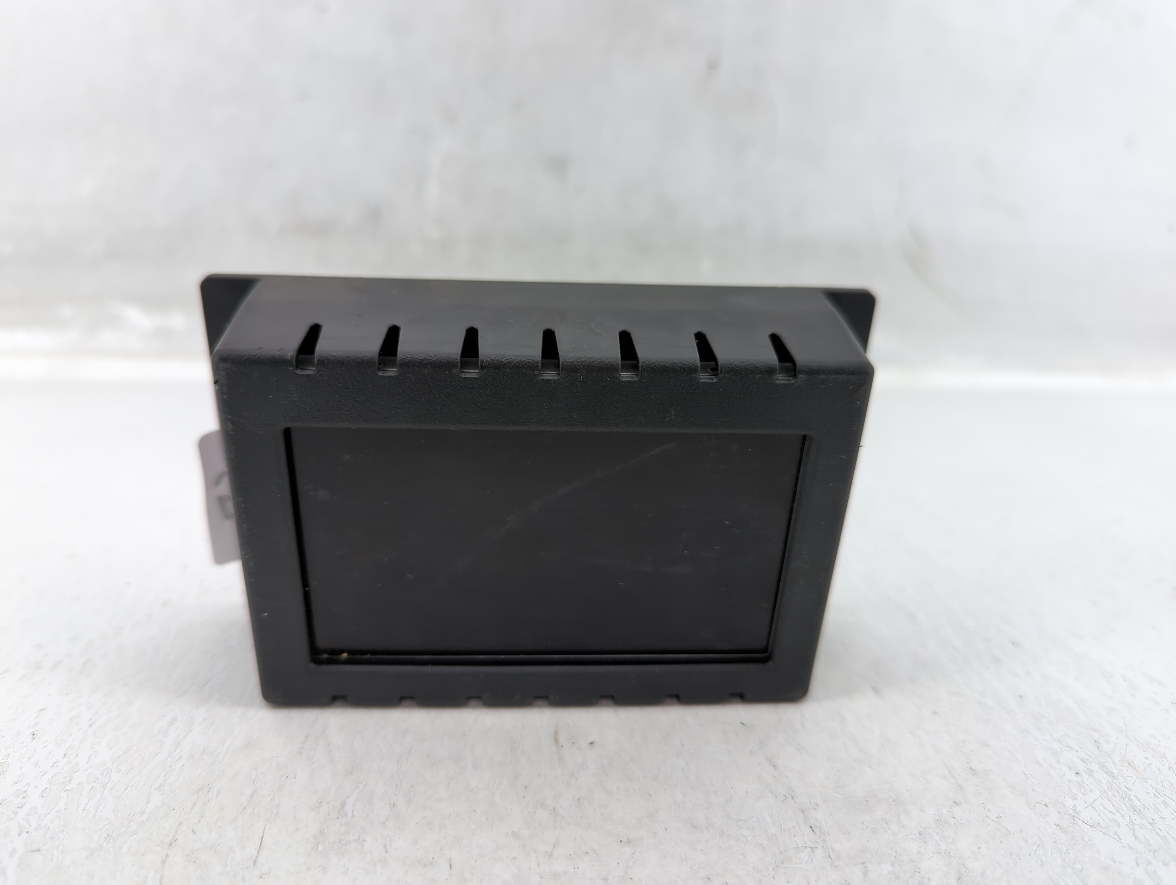 2016 Ford Explorer Information Display Screen 580119 - Oemusedautoparts1.com
