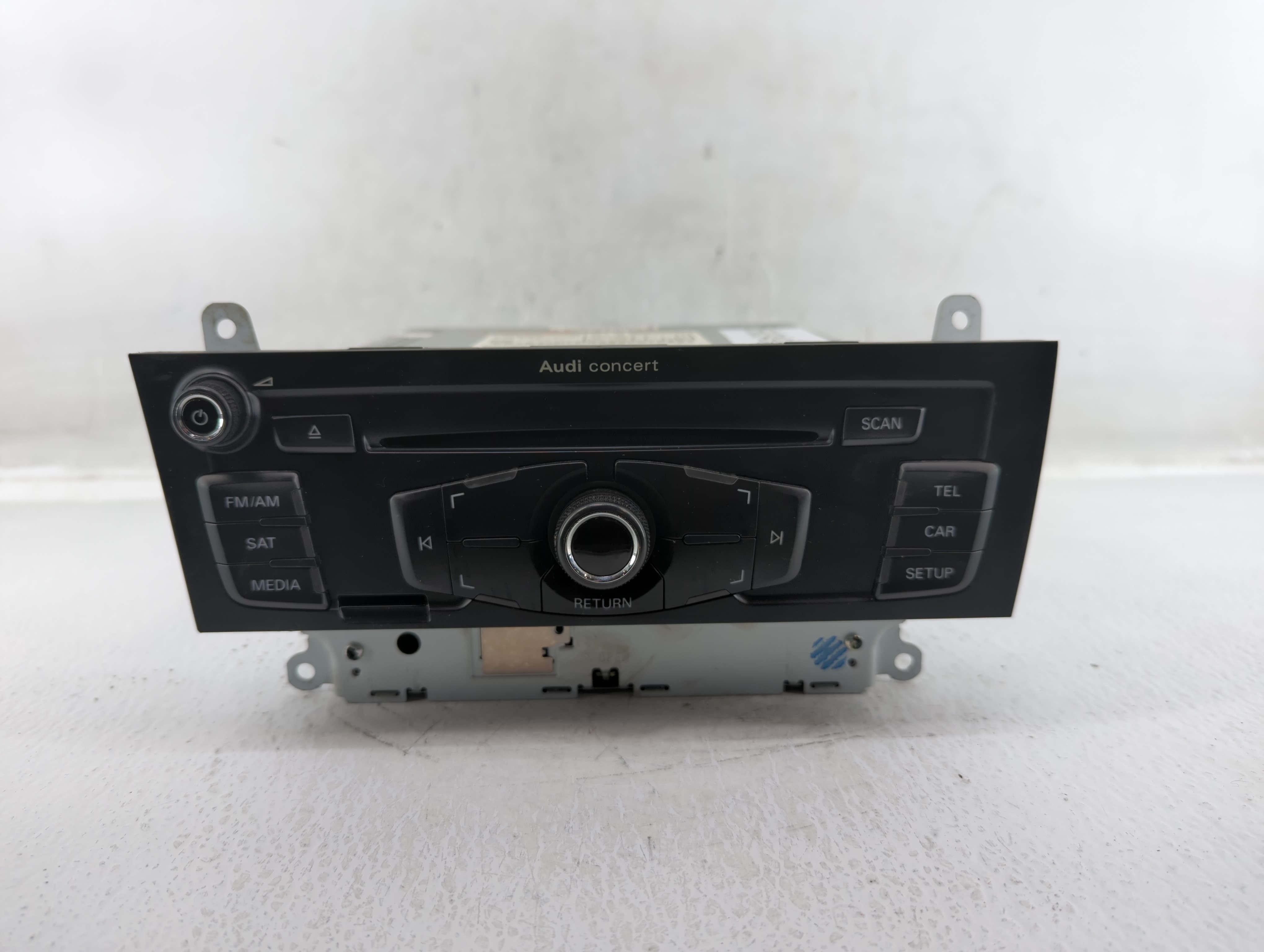 Picture of 2010-2012 Audi A4 Am Fm Cd Player Radio Receiver 580349