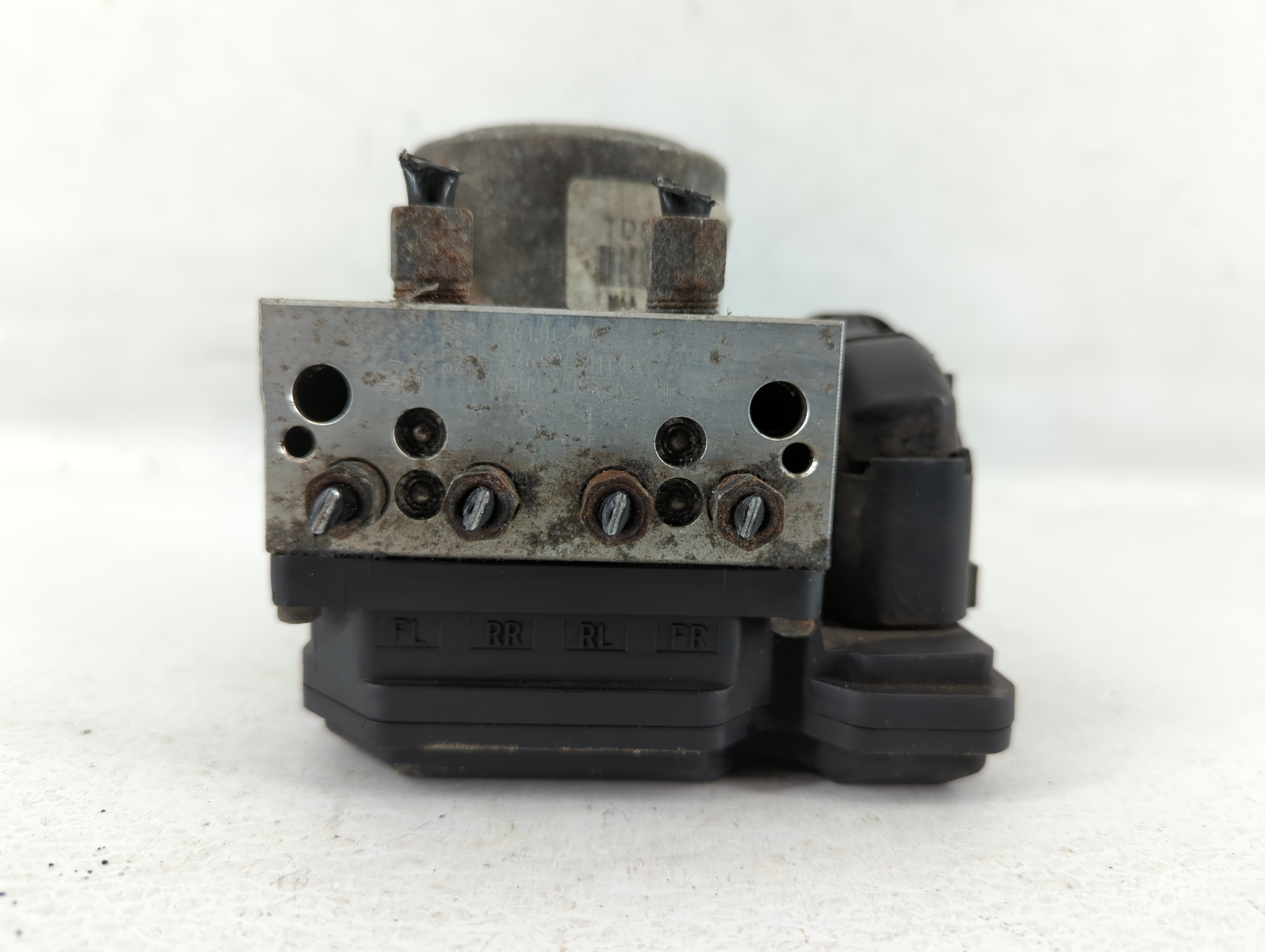 Picture of 2012-2015 Nissan Rogue Abs Pump Control Module 581129