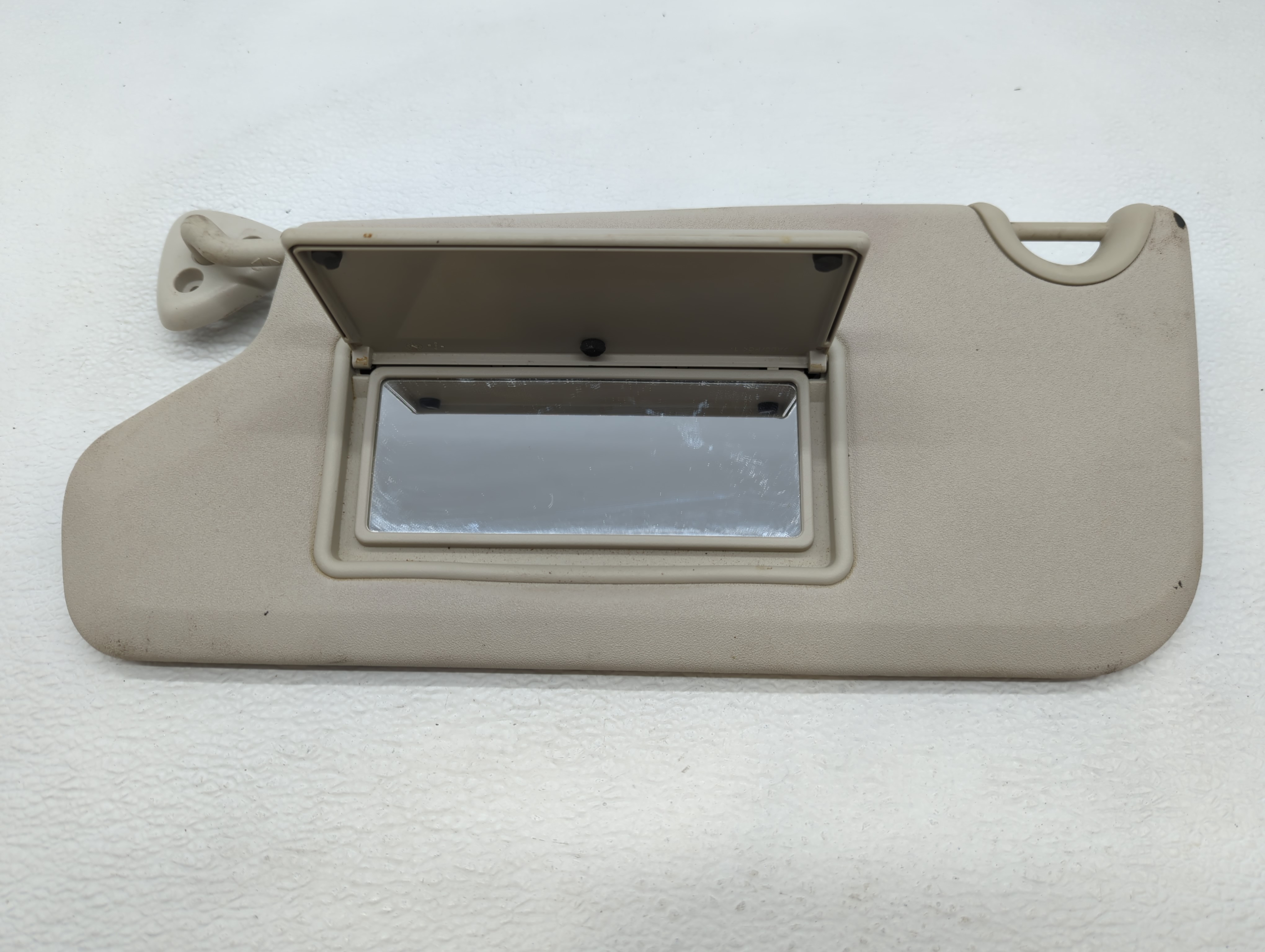 2017 Dodge Journey Driver Sun Visor Mirror Left Sunvisor Grey 582297 - Oemusedautoparts1.com
