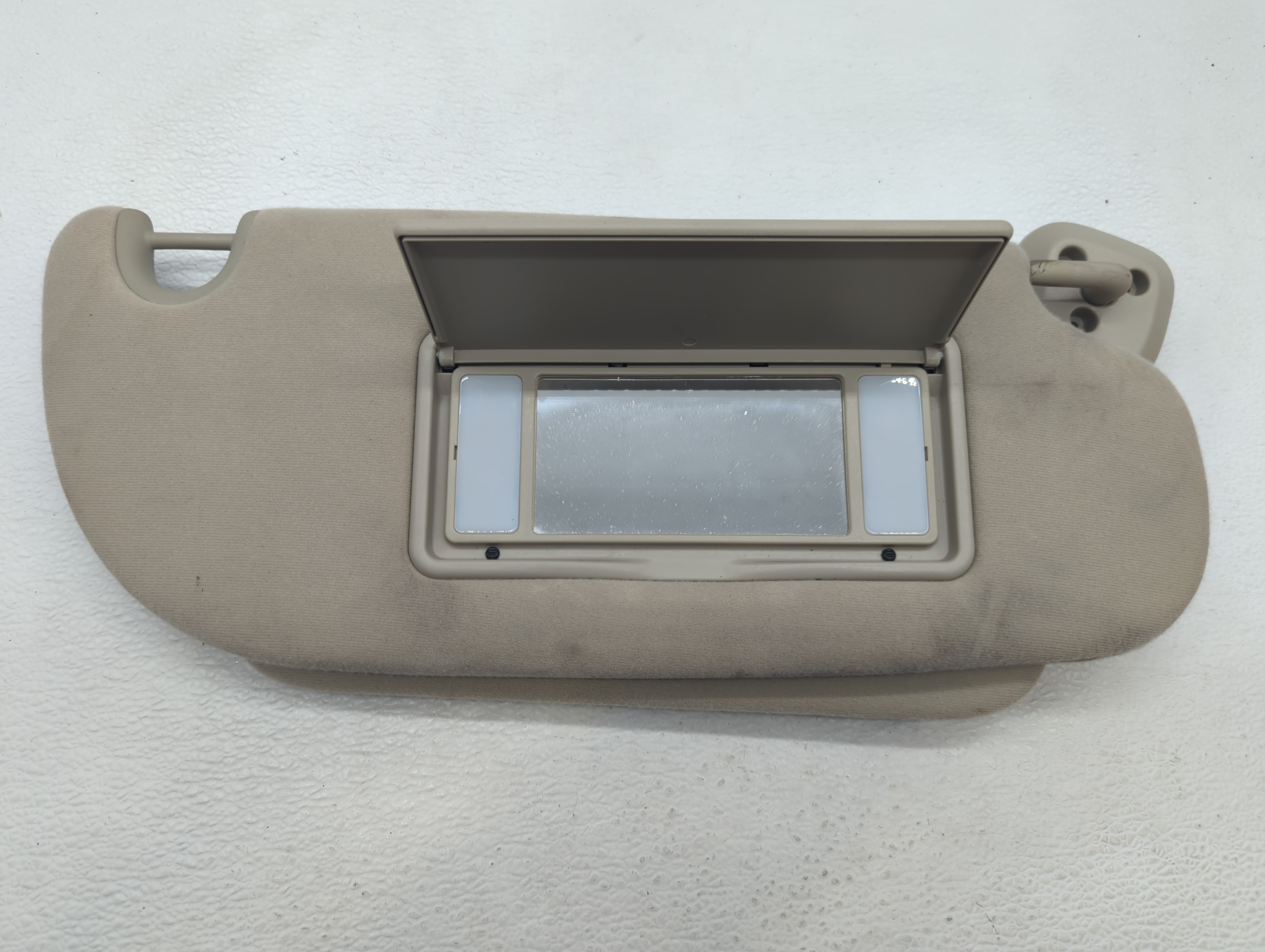 Picture of 2014 Ford Expedition Passenger Sun Visor Mirror Right Sunvisor Beige 582303