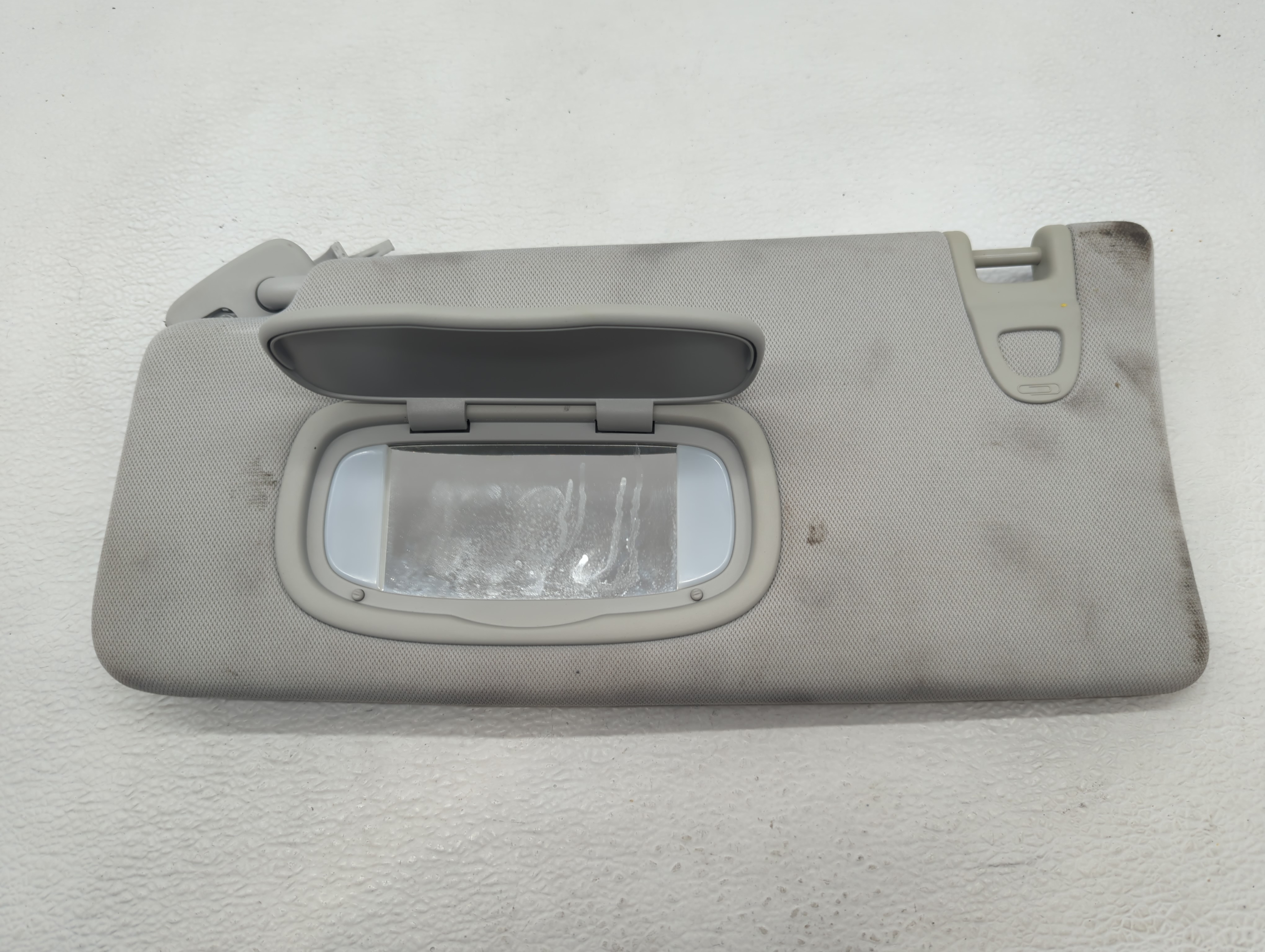 2018 Jeep Compass Driver Sun Visor Mirror Left Sunvisor Grey 582392 - Oemusedautoparts1.com