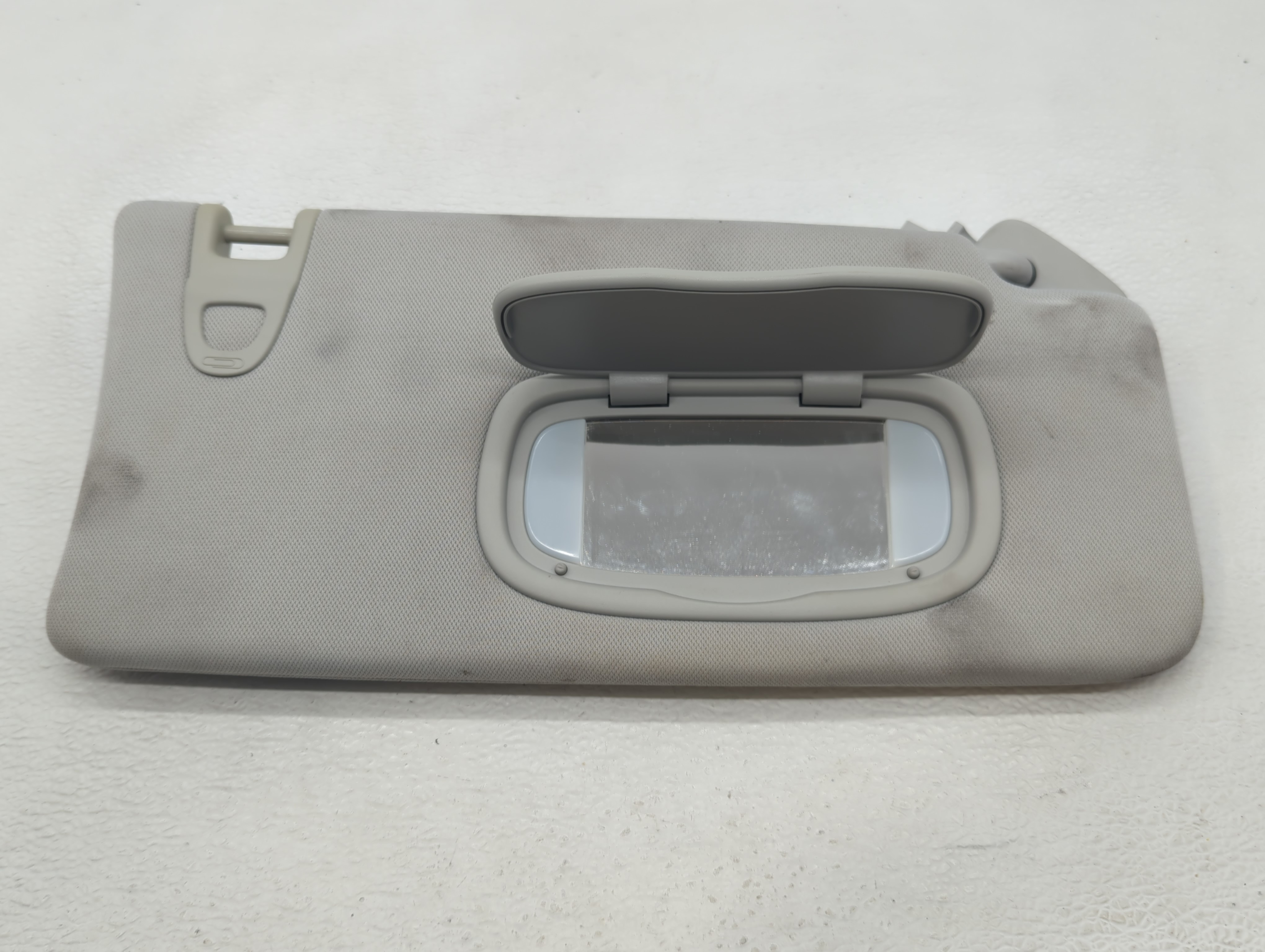 2018 Jeep Compass Passenger Sun Visor Mirror Right Sunvisor Grey 582393 - Oemusedautoparts1.com