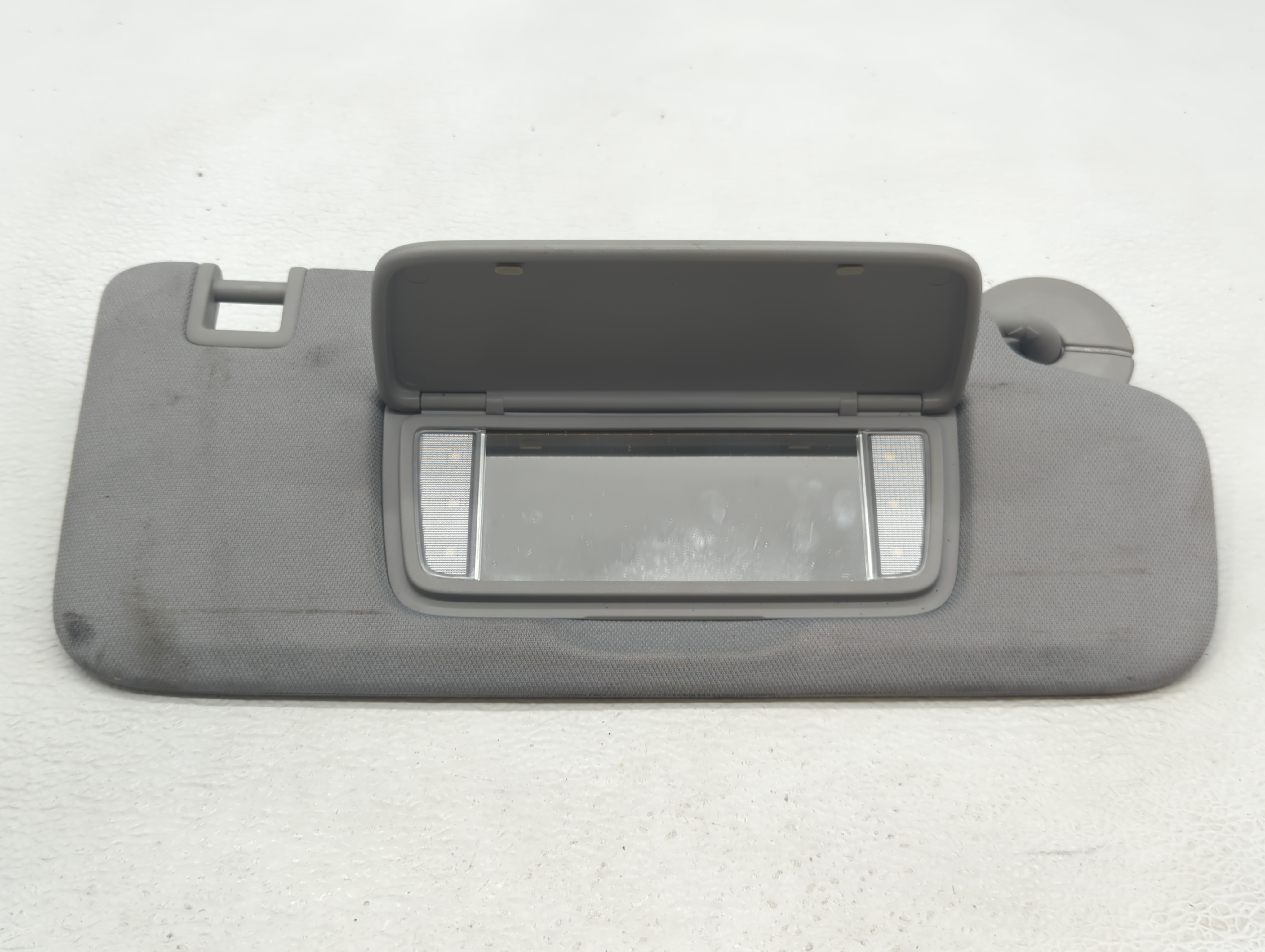 Picture of 2019 Gmc Terrain Passenger Sun Visor Mirror Right Sunvisor Grey 582642