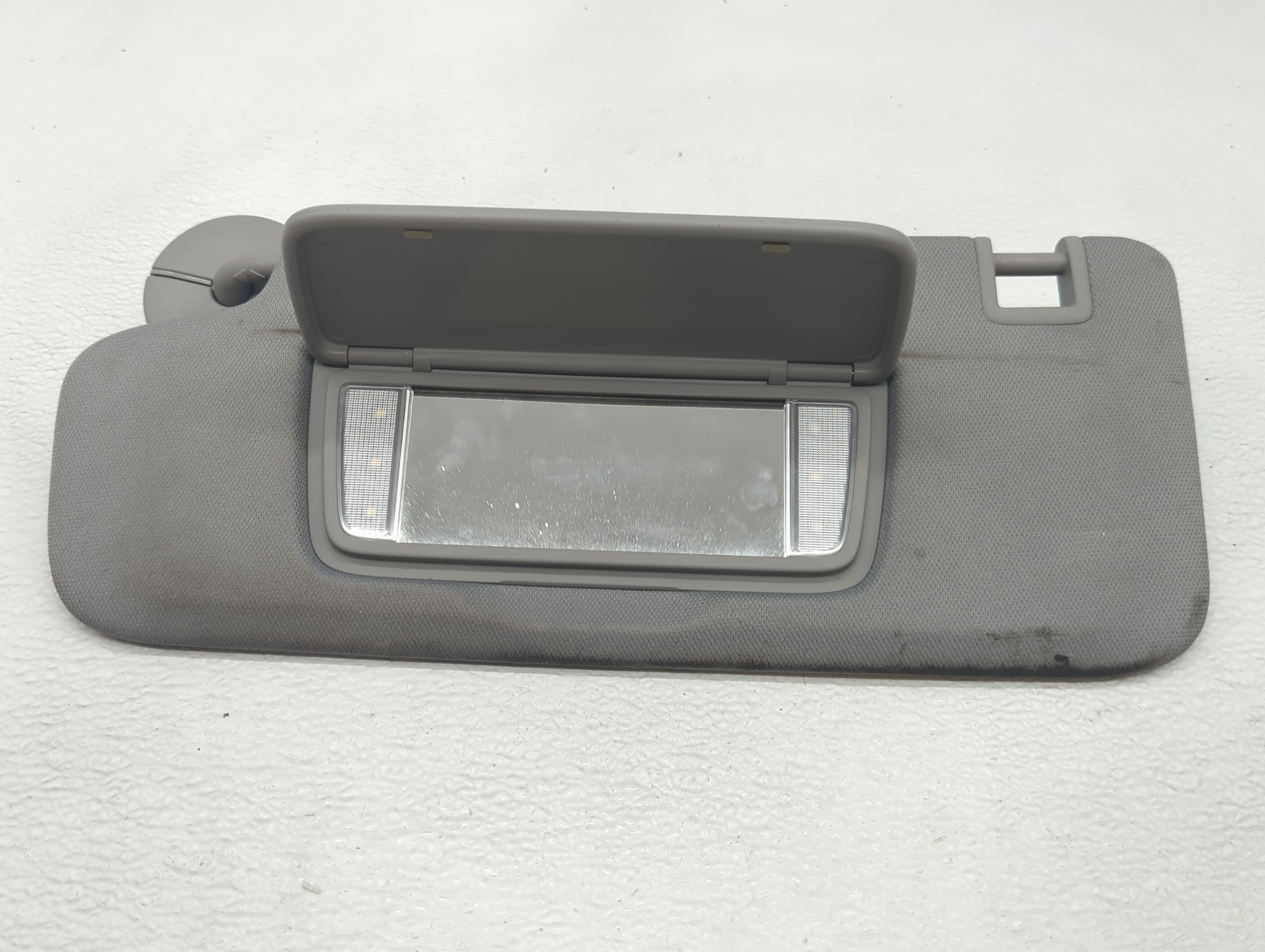 Picture of Gmc Terrain Driver Sun Visor Mirror Left Sunvisor Gray 582643