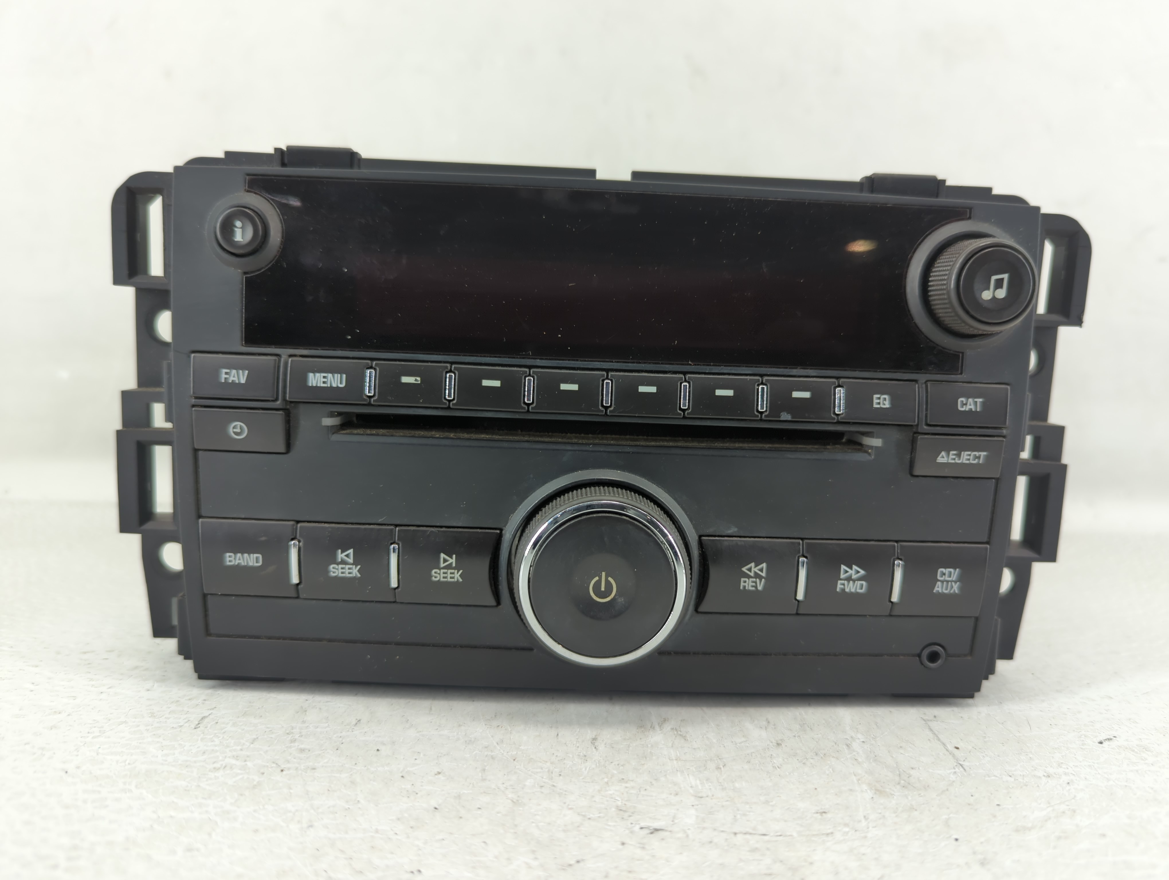 2009 Saturn Outlook Am Fm Cd Player Radio Receiver 582973 - Oemusedautoparts1.com