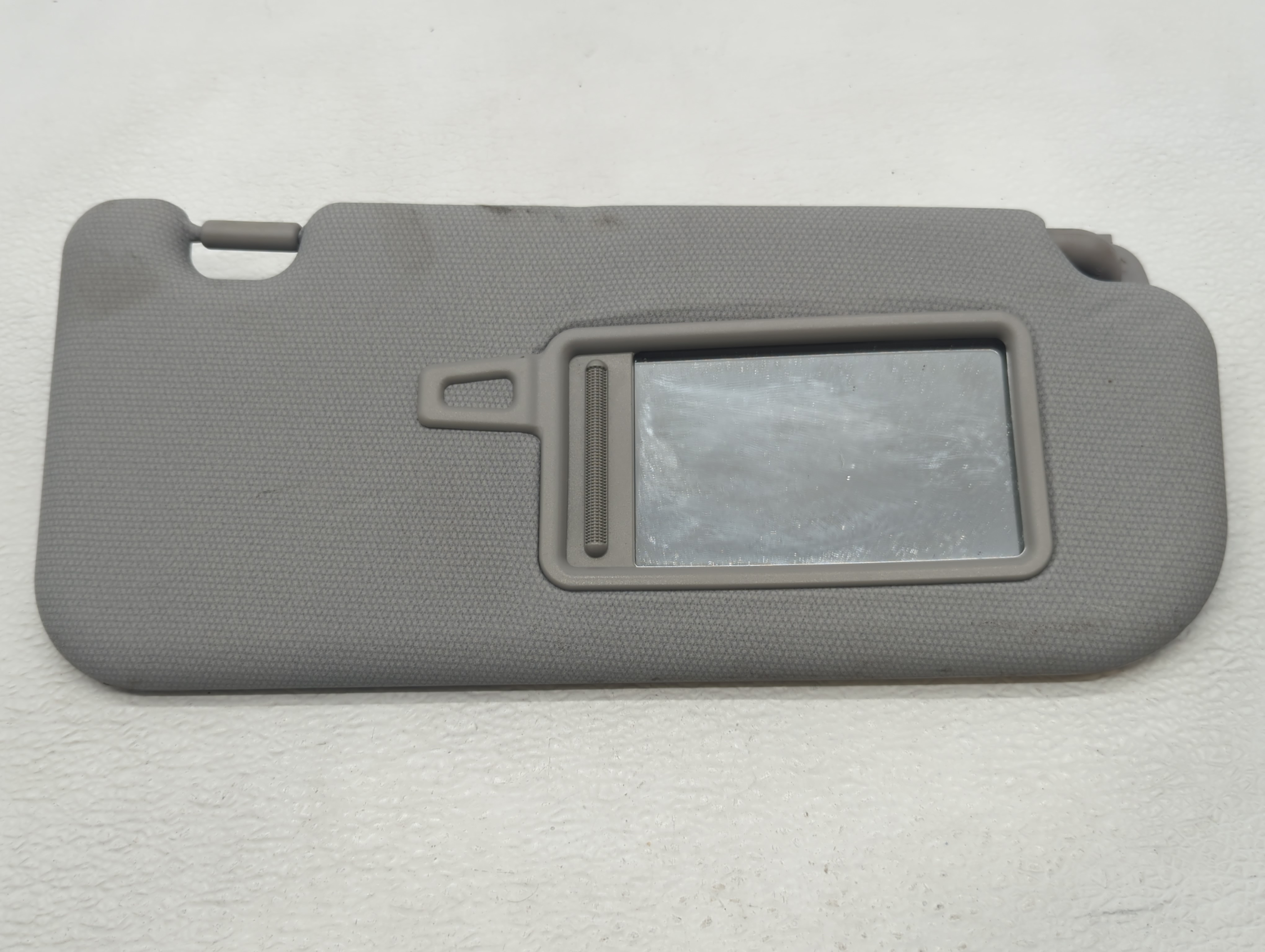 2012-2017 Kia Rio Passenger Sun Visor Mirror Right Sunvisor Gray 582979 - Oemusedautoparts1.com
