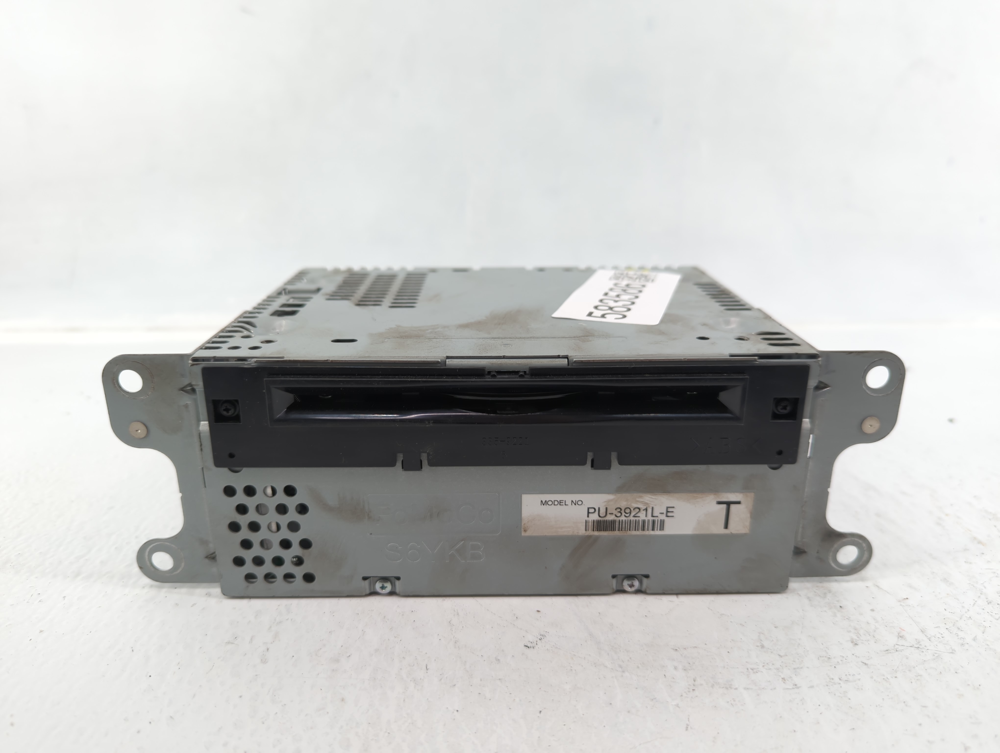2018 Ford Explorer Am Fm Cd Player Radio Receiver 583586 - Oemusedautoparts1.com