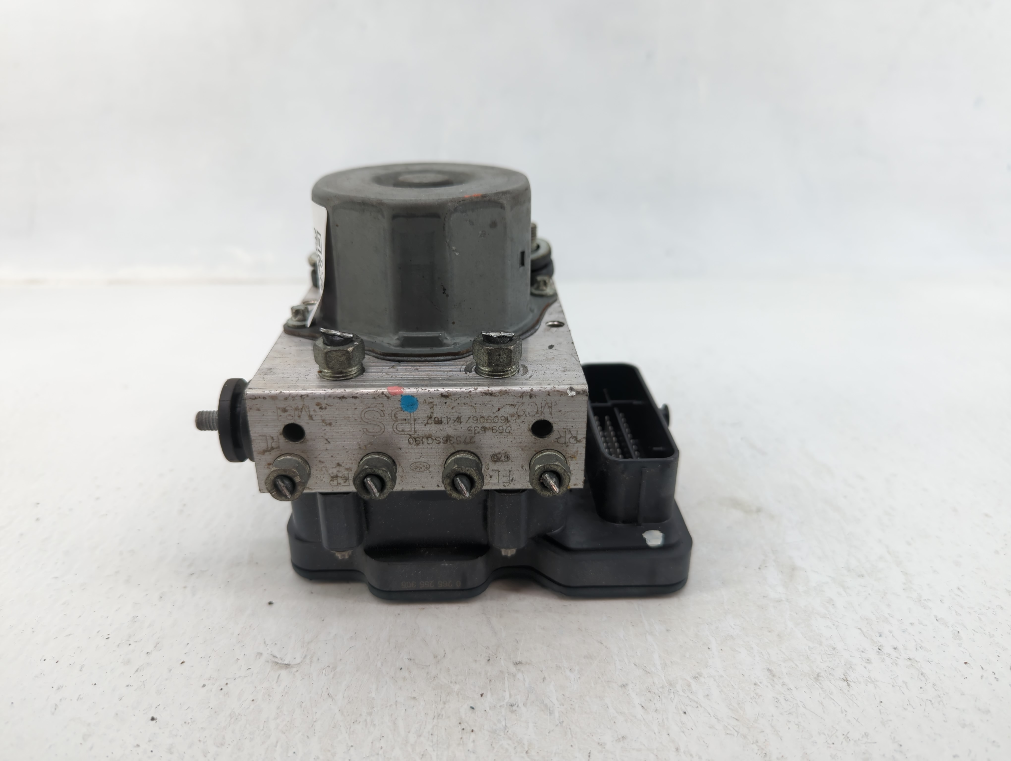 2017 Subaru Forester Abs Pump Control Module 584360 - Oemusedautoparts1.com