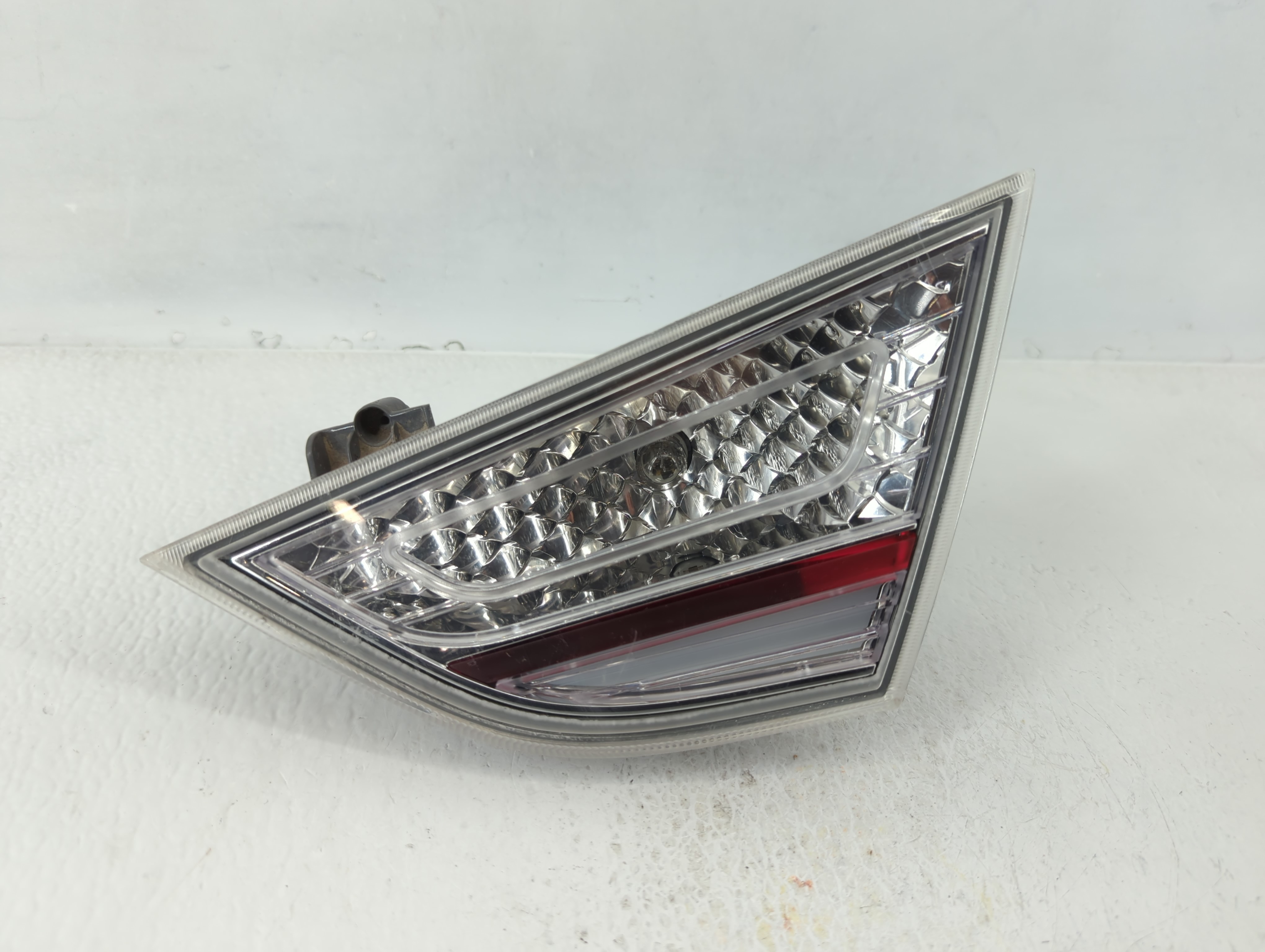 Picture of 2011-2015 Hyundai Sonata Passenger Right Side Tail Light Taillight Oem 585389