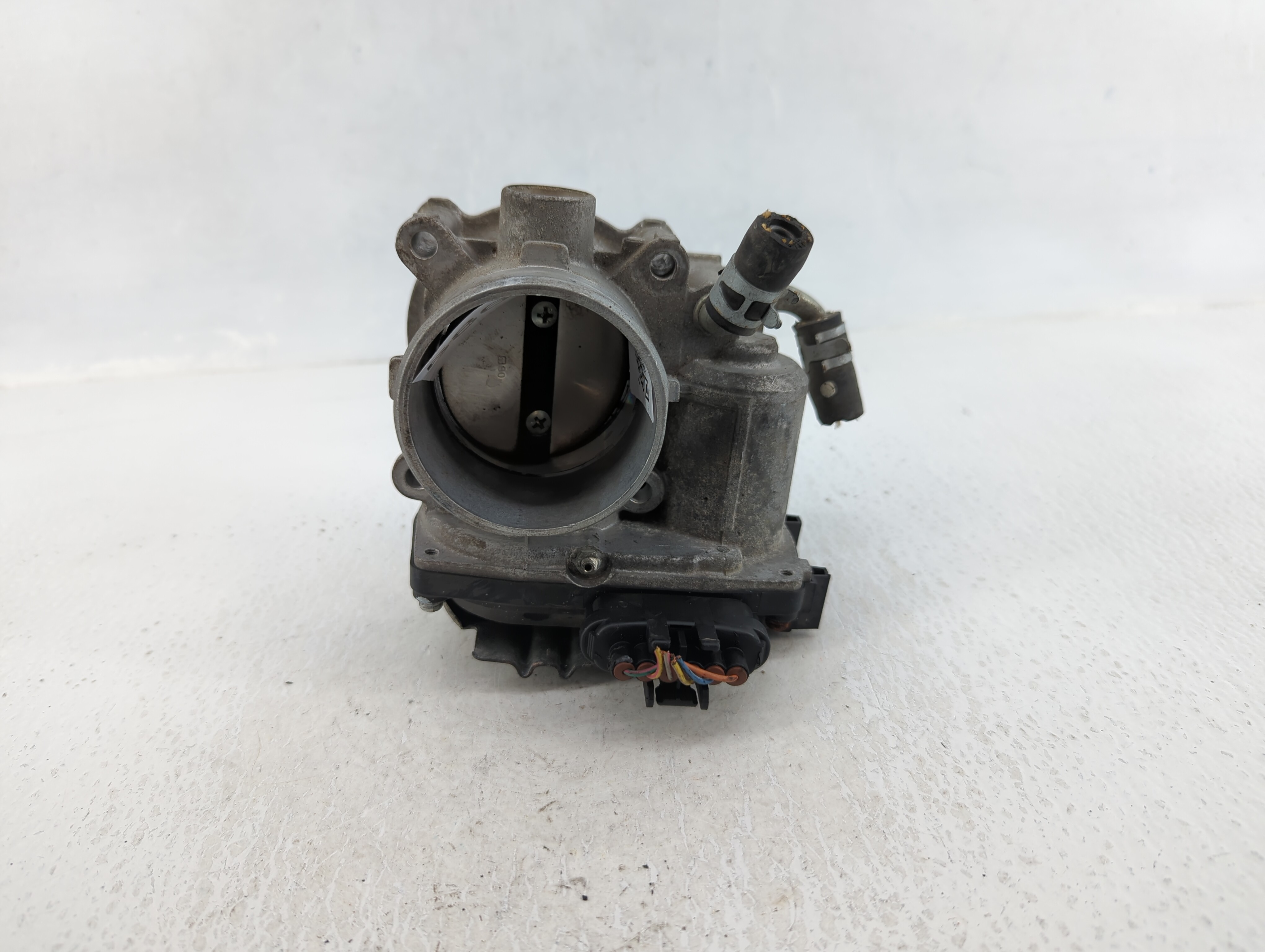 2015 Mitsubishi Lancer Throttle Body 586678 - Oemusedautoparts1.com