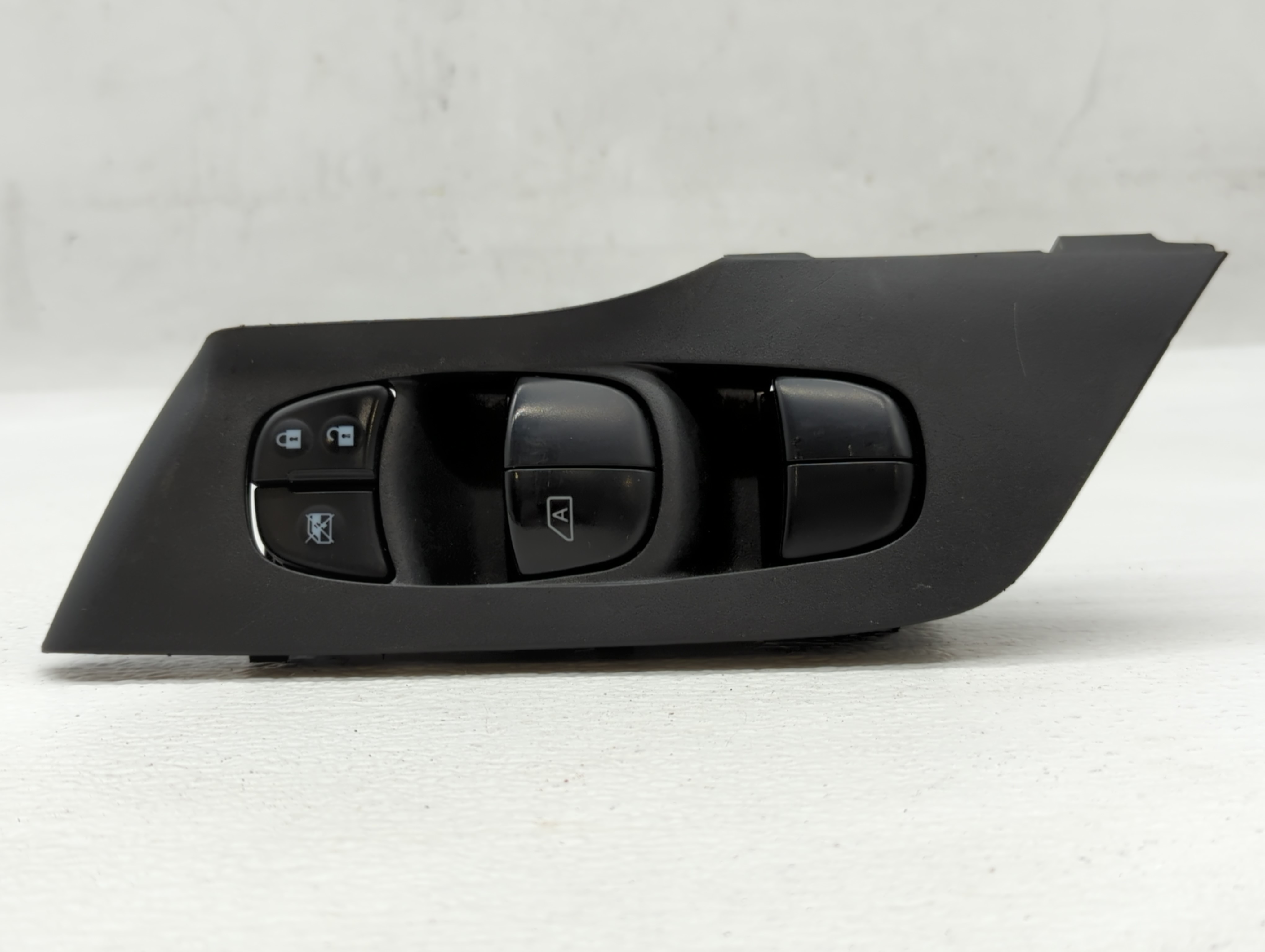 2013-2018 Nissan Altima Driver Left Door Master Power Window Switch 586950 - Oemusedautoparts1.com