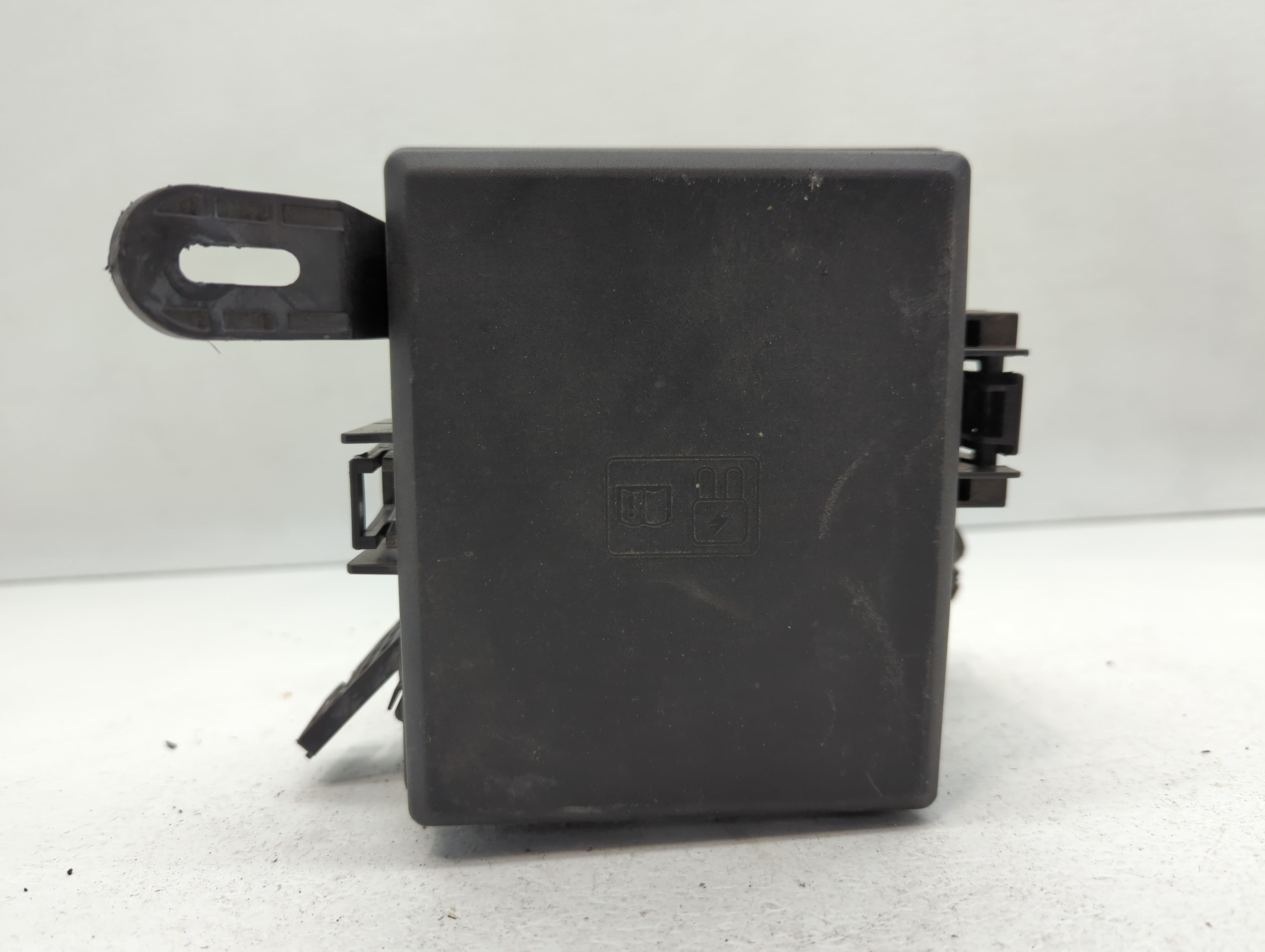 Picture of 2021-2021 Ford Ecosport Fusebox Fuse Box Relay Module Gn15-12a581-cjktg 587498