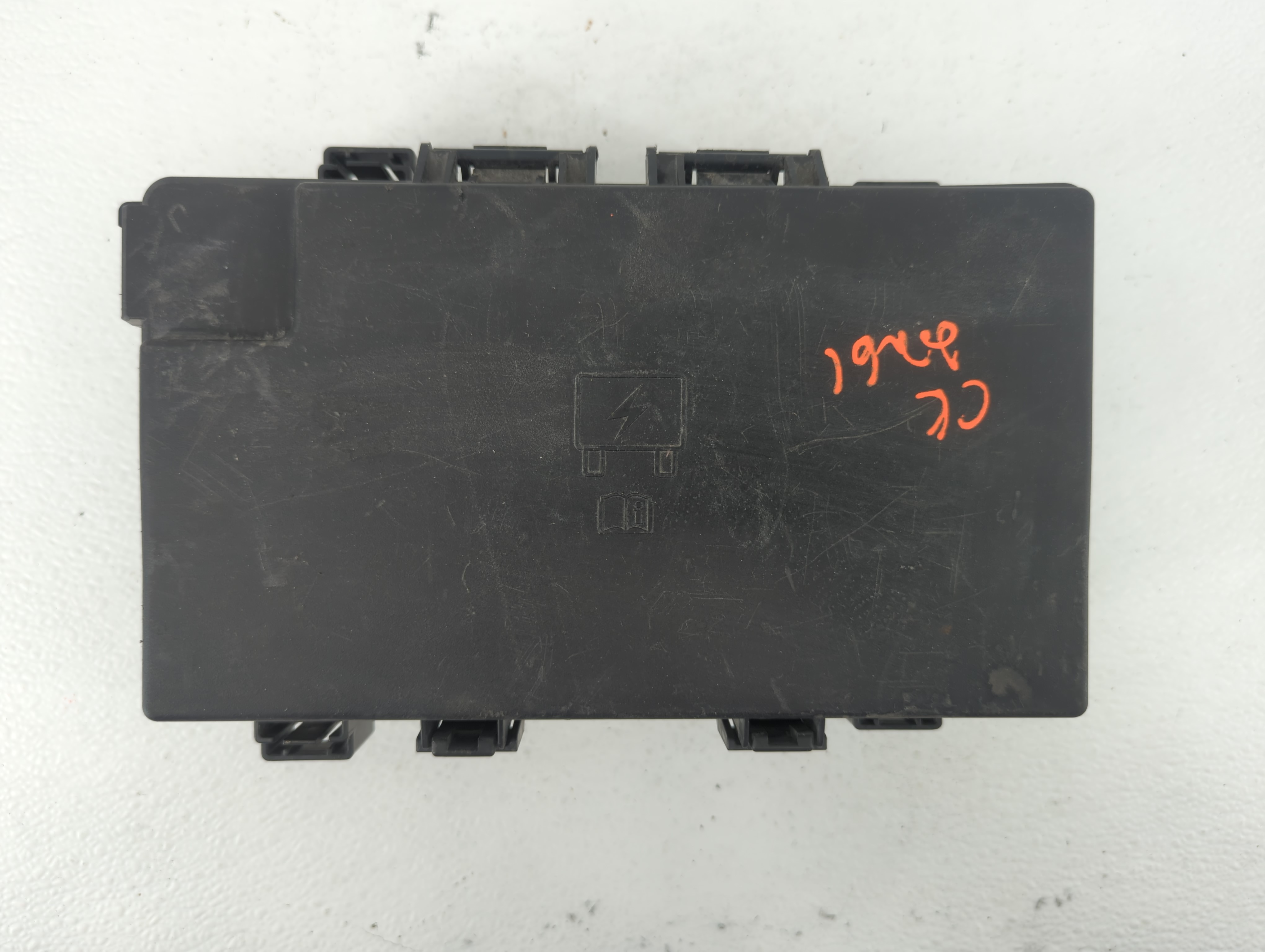 Picture of 2016 Ram 1500 Fusebox Fuse Box Relay Module |p6822371ab 587783