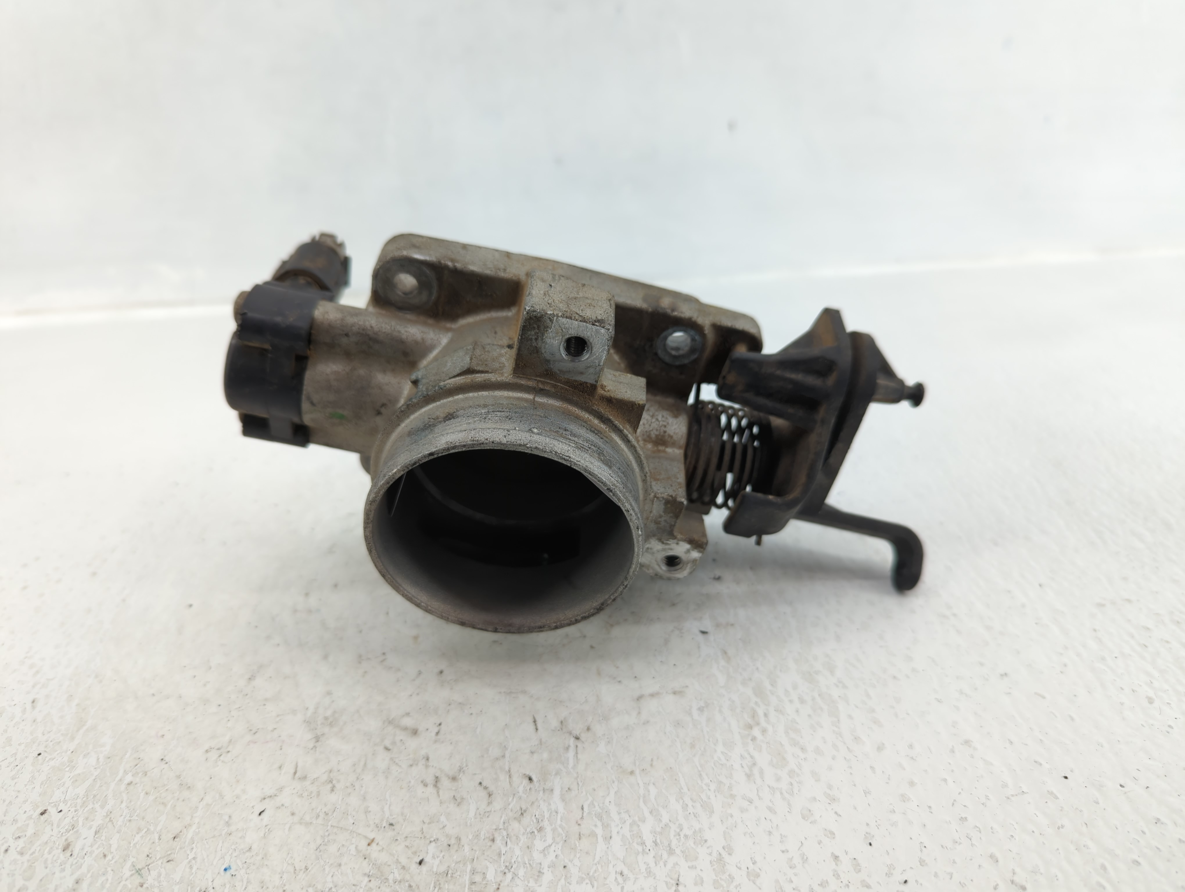 Picture of 2000-2007 Ford Taurus Throttle Body 587957