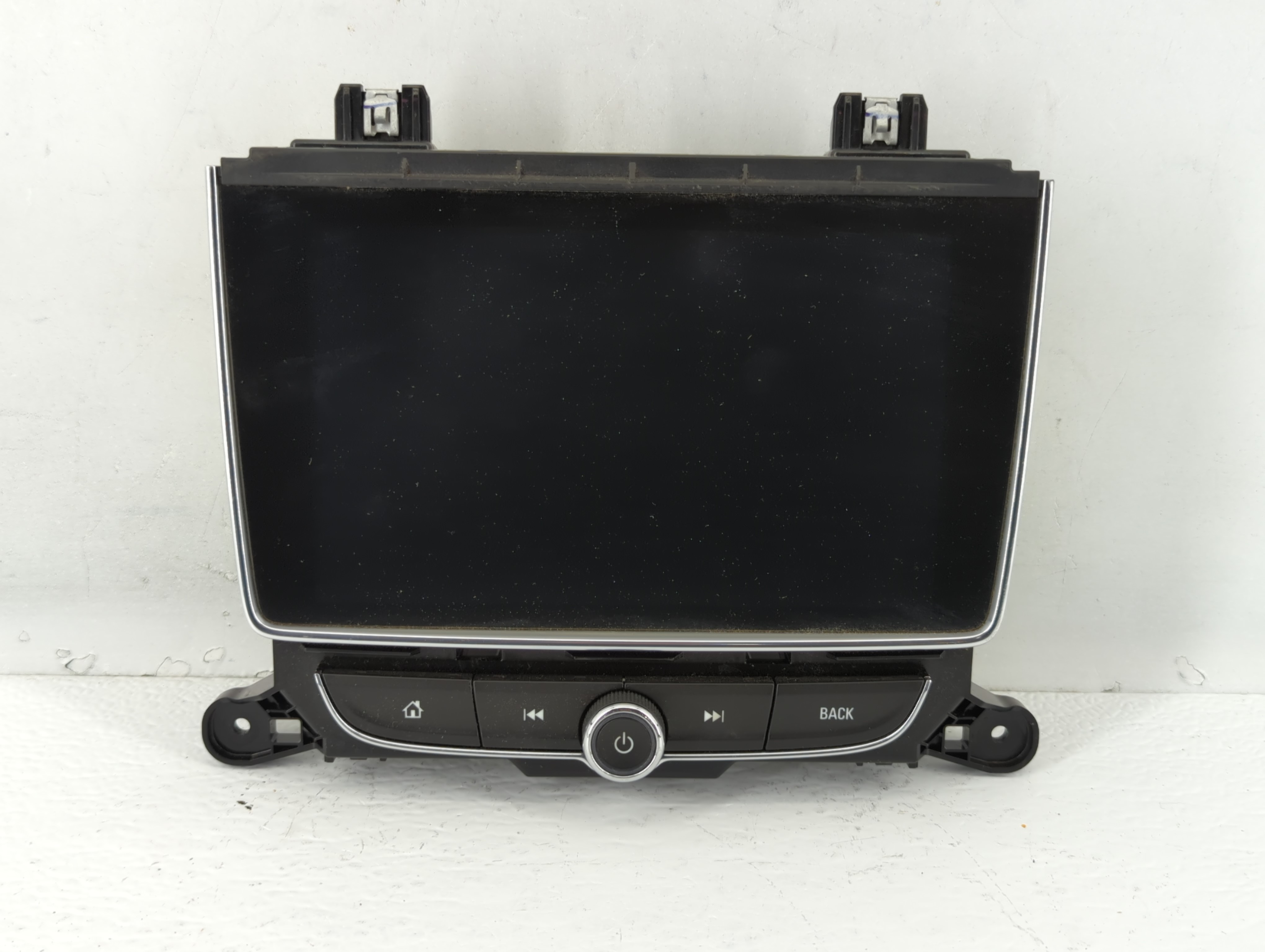 2018 Buick Encore Am Fm Cd Player Radio Receiver 588561 - Oemusedautoparts1.com