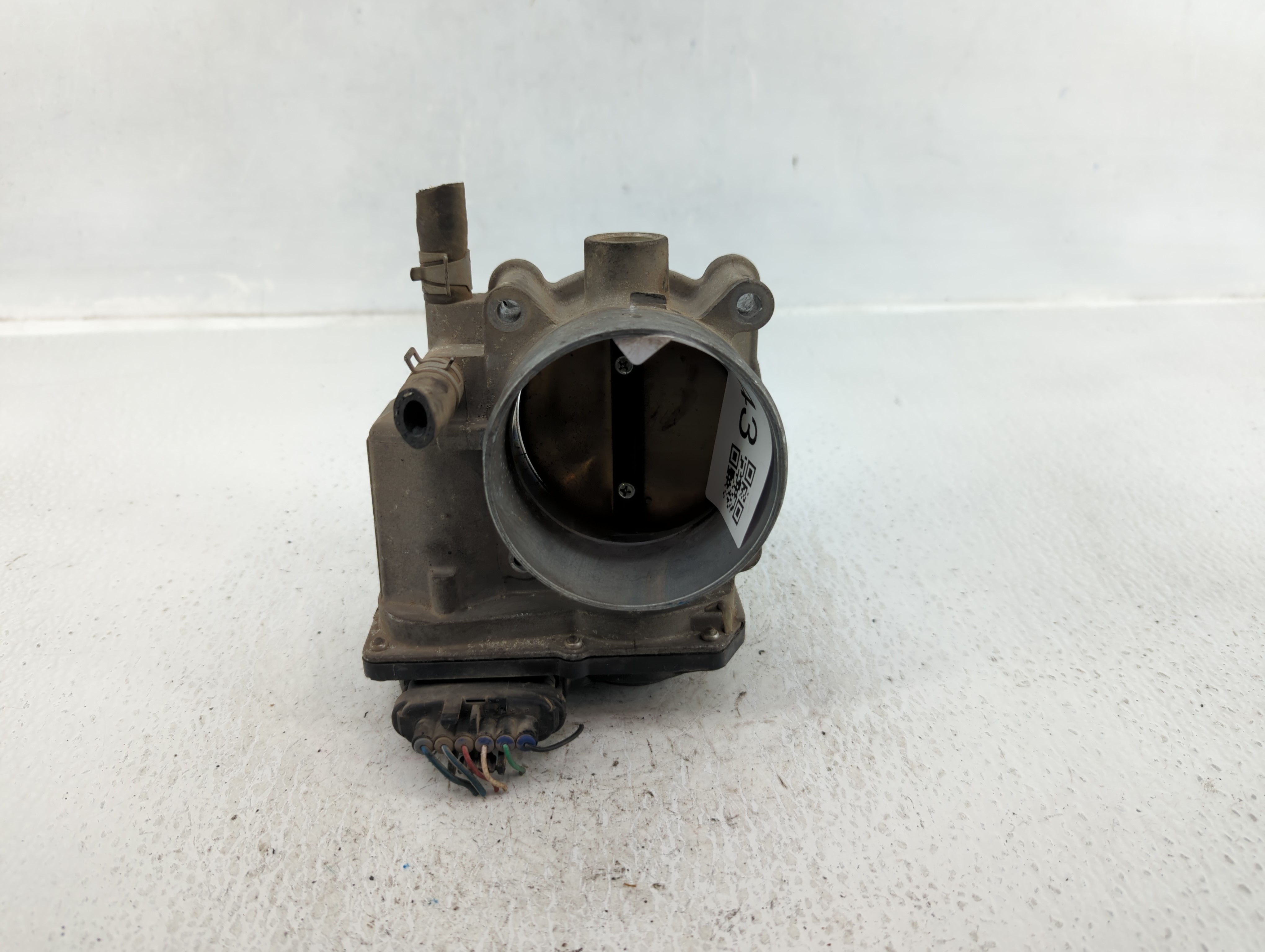 Picture of 2005-2012 Nissan Armada Throttle Body 589143