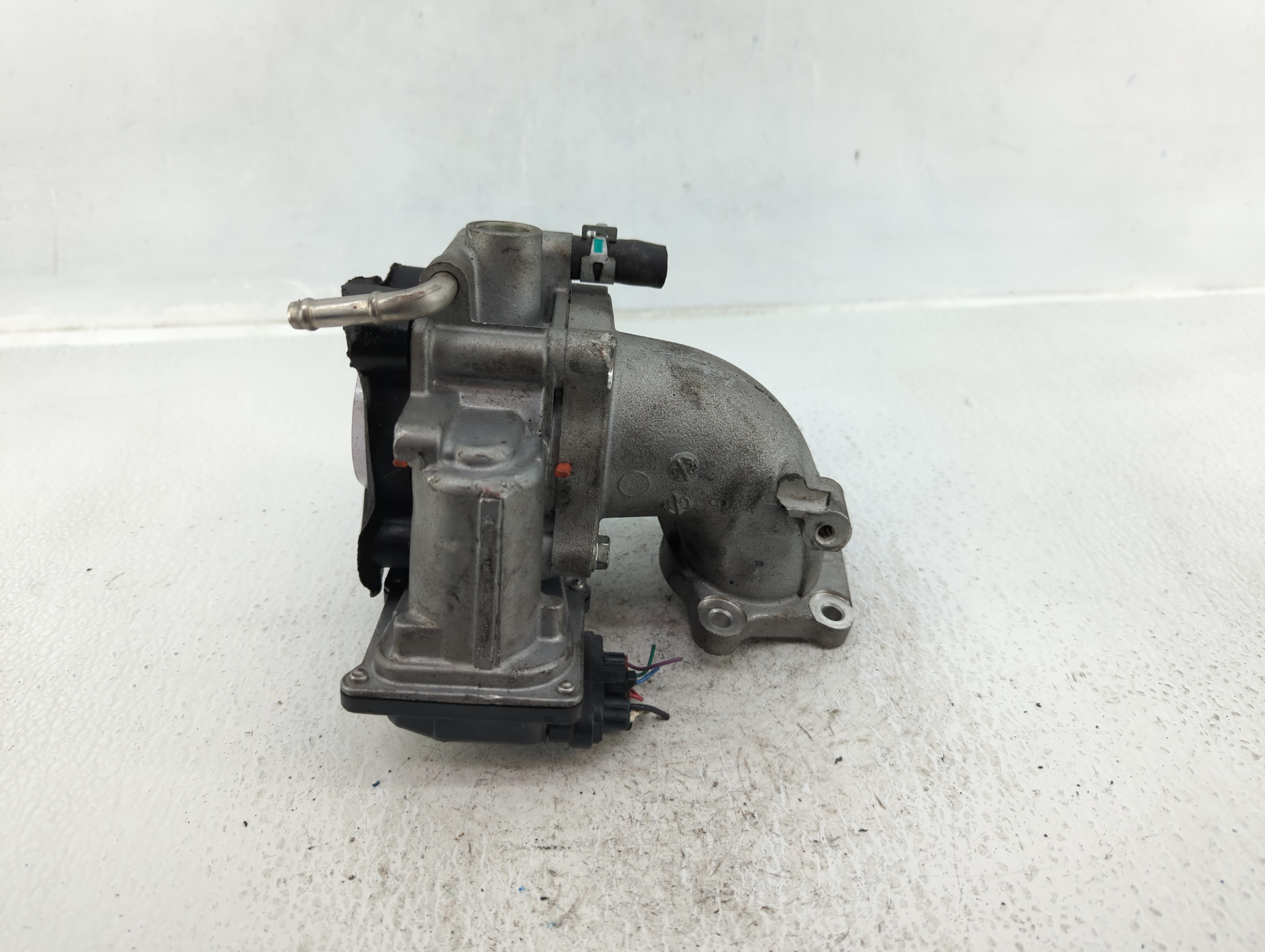 2003-2008 Hyundai Tiburon Throttle Body 589266 - Oemusedautoparts1.com