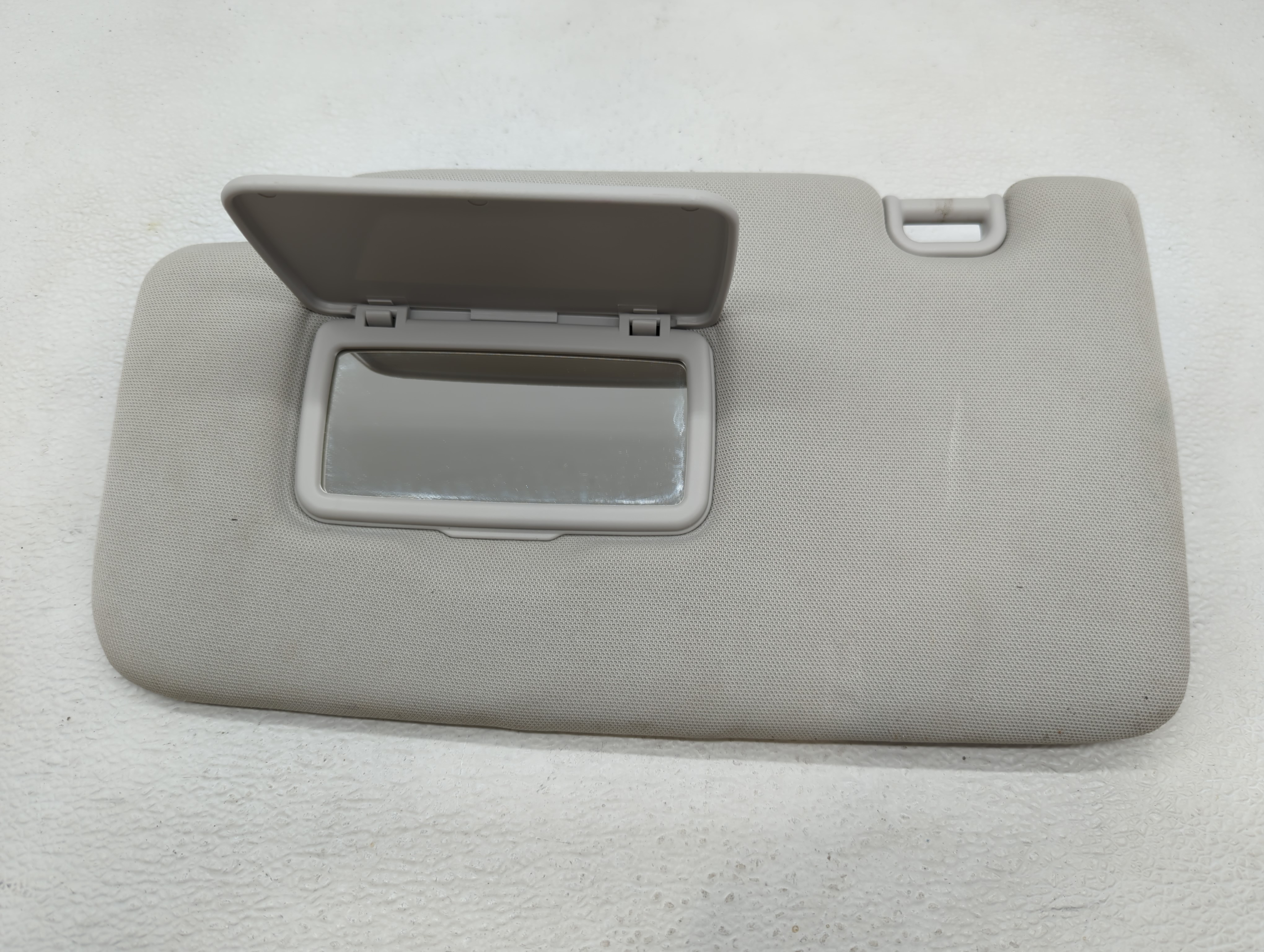 2014 Subaru Forester Driver Sun Visor Mirror Left Sunvisor Ivory 590265 - Oemusedautoparts1.com