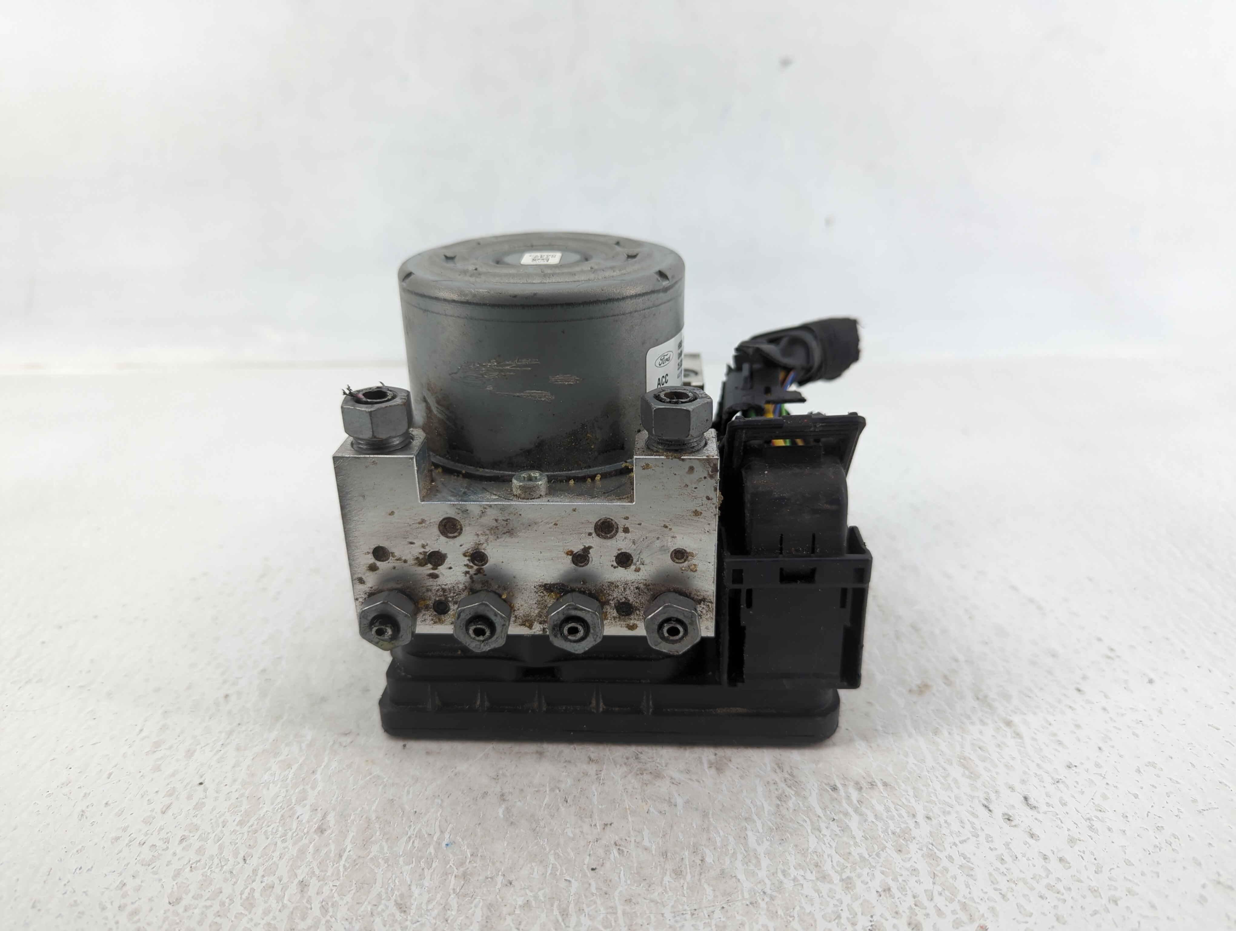 2017 Ford Explorer Abs Pump Control Module 590654 - Oemusedautoparts1.com