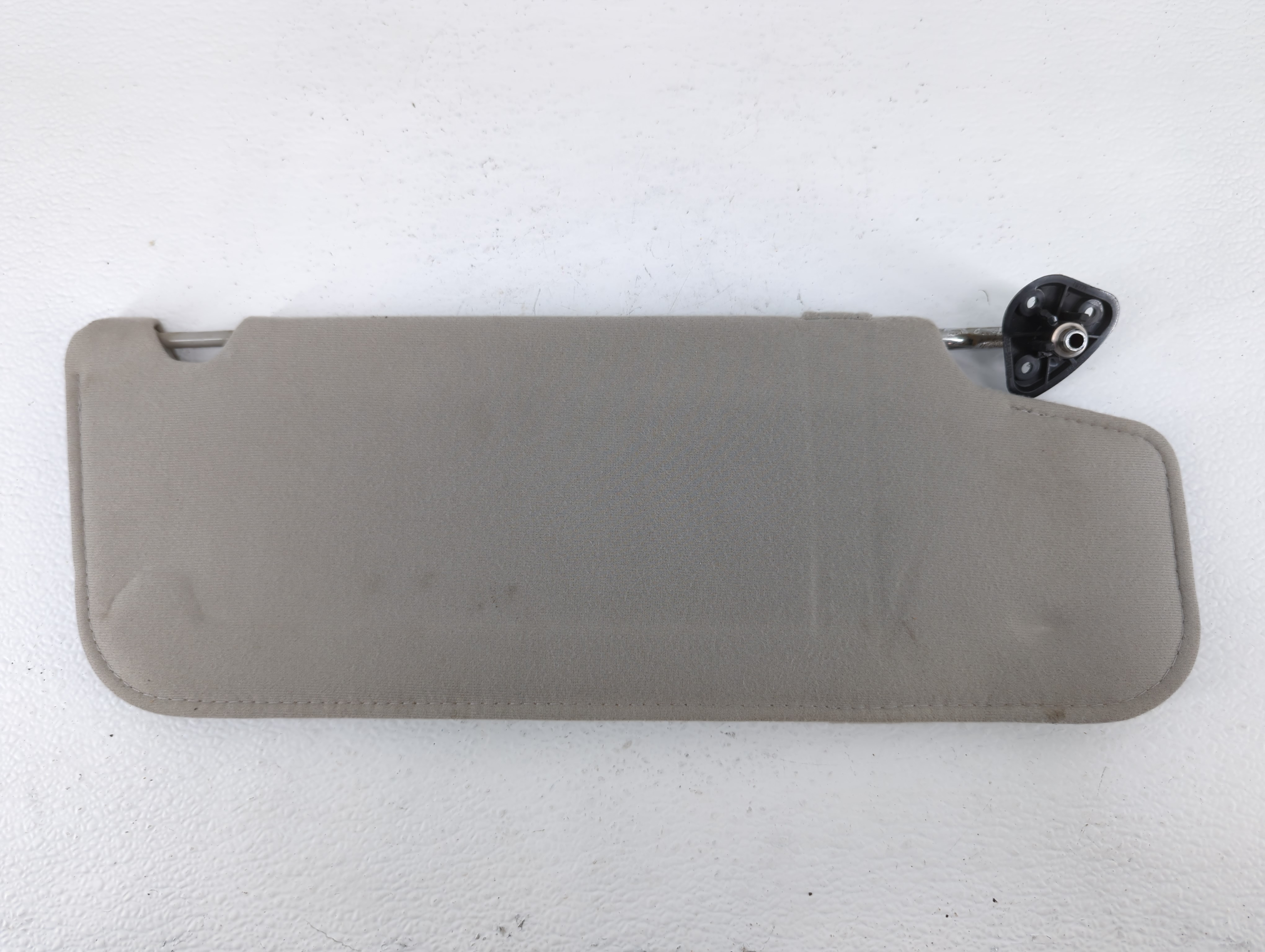 Picture of 2006 Mazda B3000 Driver Sun Visor Mirror Left Sunvisor Grey 590833