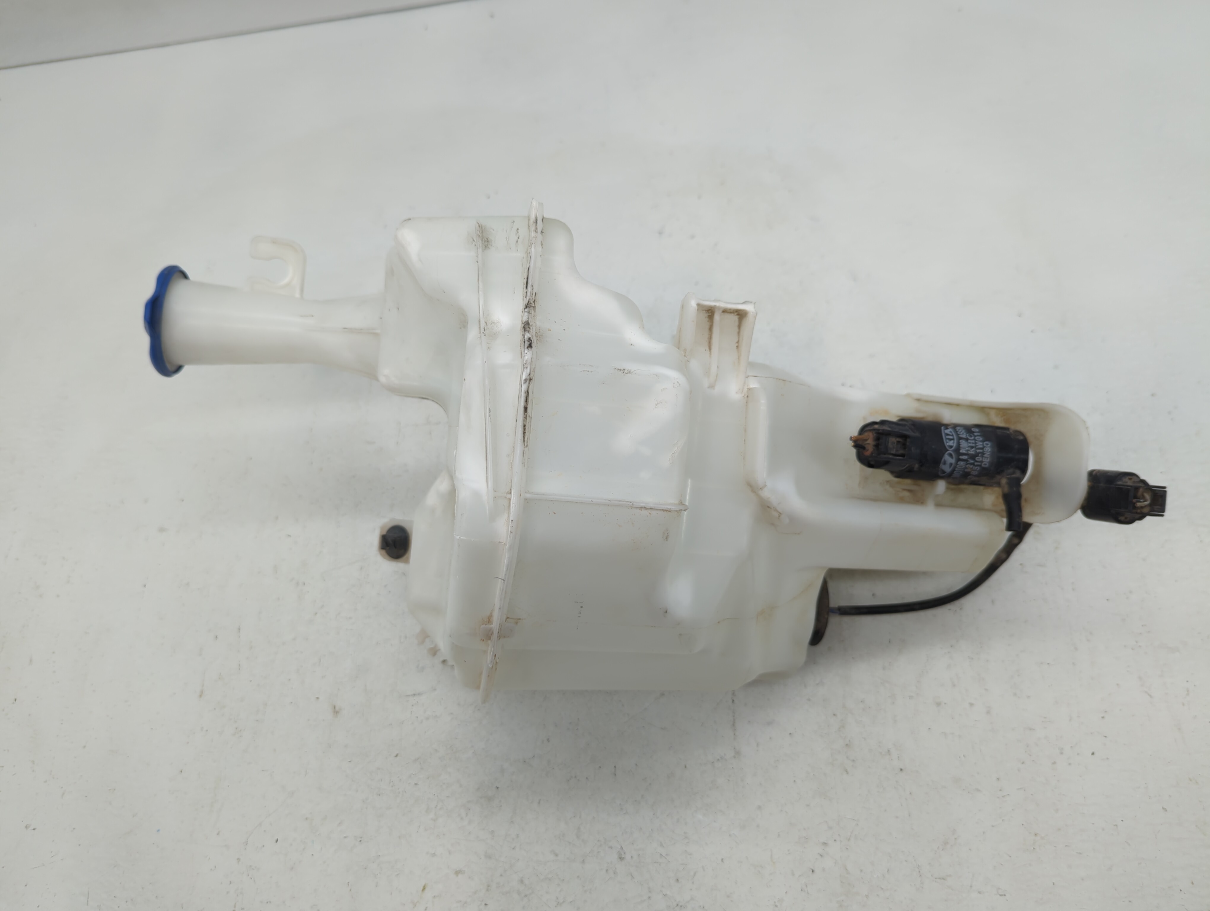 2014-2016 Kia Forte Windshield Washer Fluid Reservoir Bottle Oem 591435 - Oemusedautoparts1.com