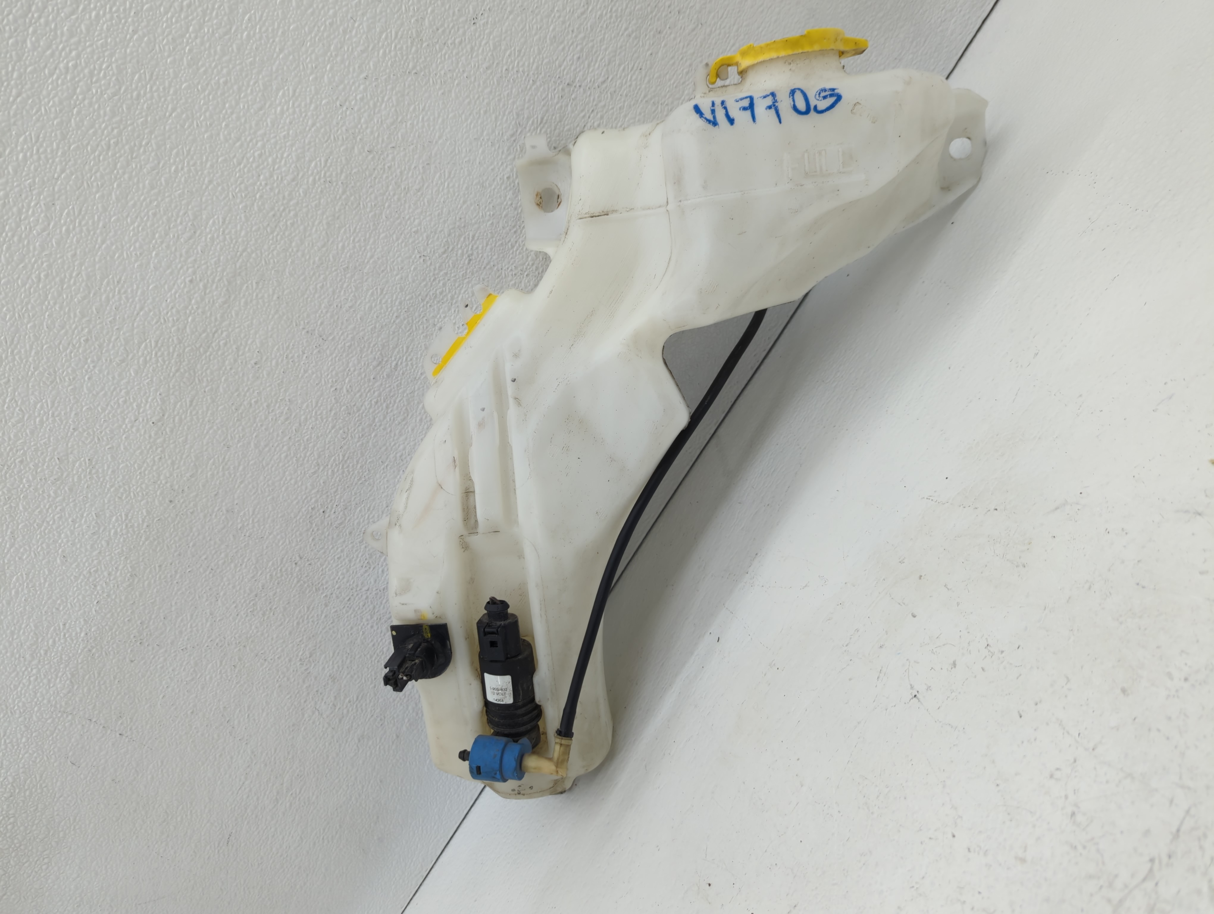 Picture of 2012 Dodge Journey Windshield Washer Fluid Reservoir Bottle Oem 591453