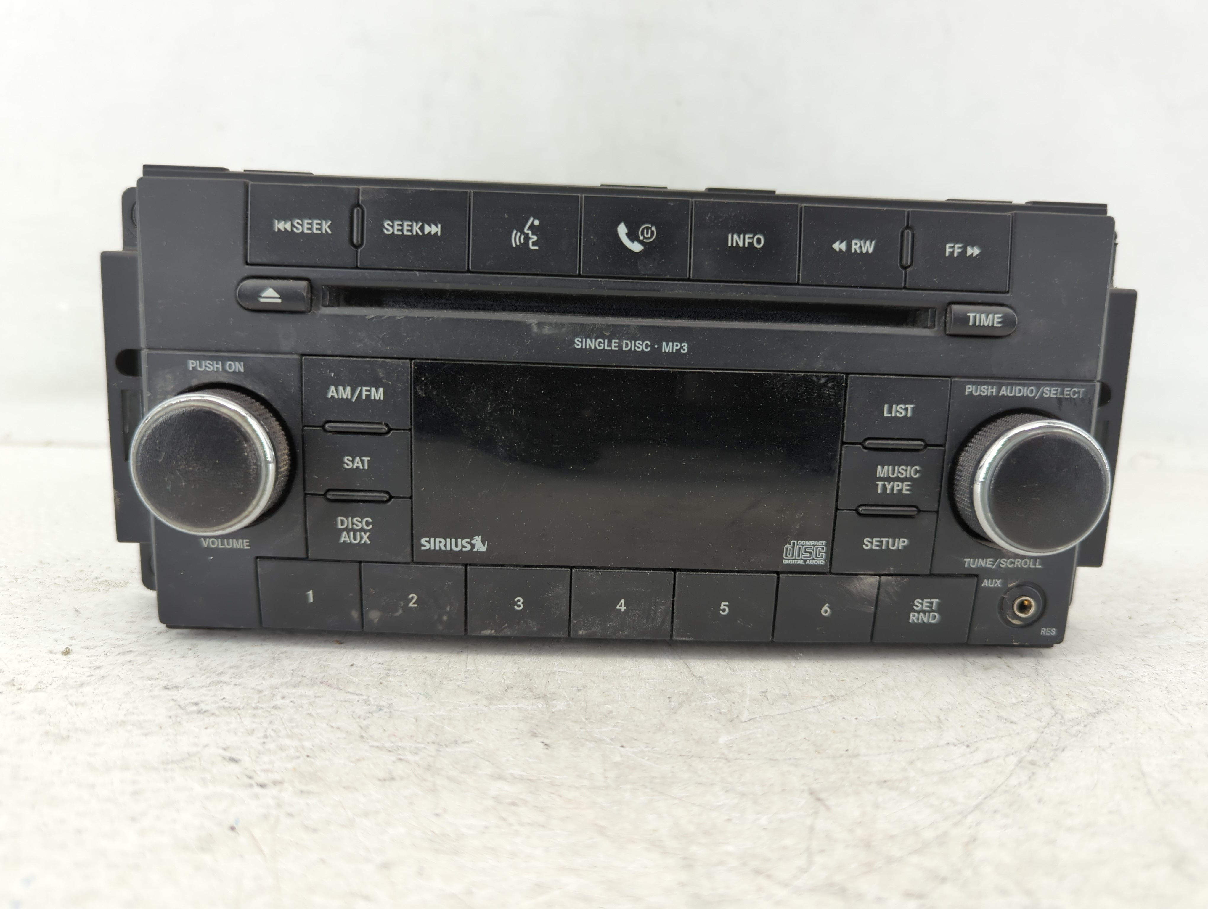 Picture of 2008-2010 Dodge Charger Am Fm Cd Player Radio Receiver 591603