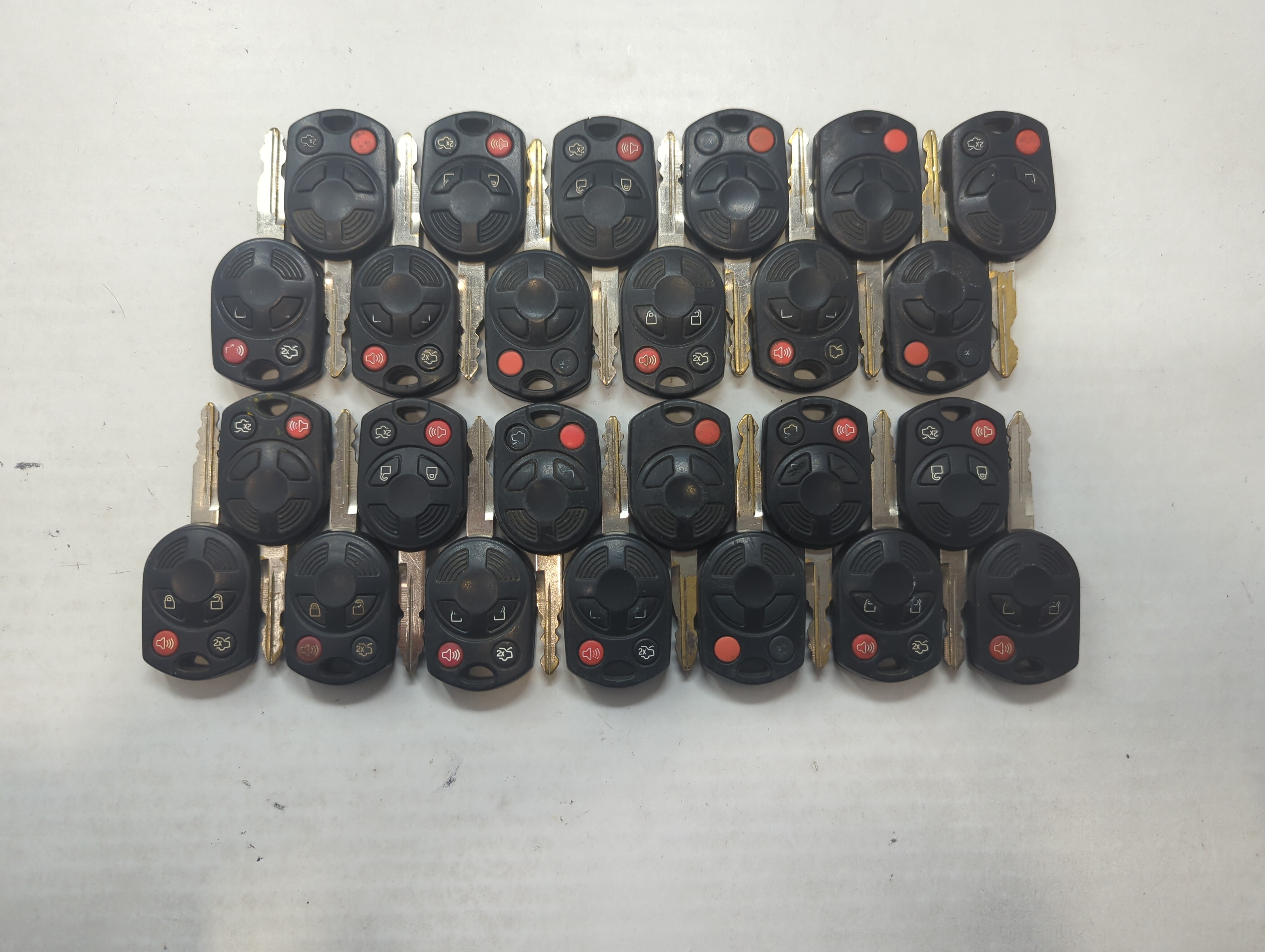 Lot of 25 Ford Keyless Entry Remote Fob MIXED FCC IDS MIXED PART NUMBERS 591921 - Oemusedautoparts1.com