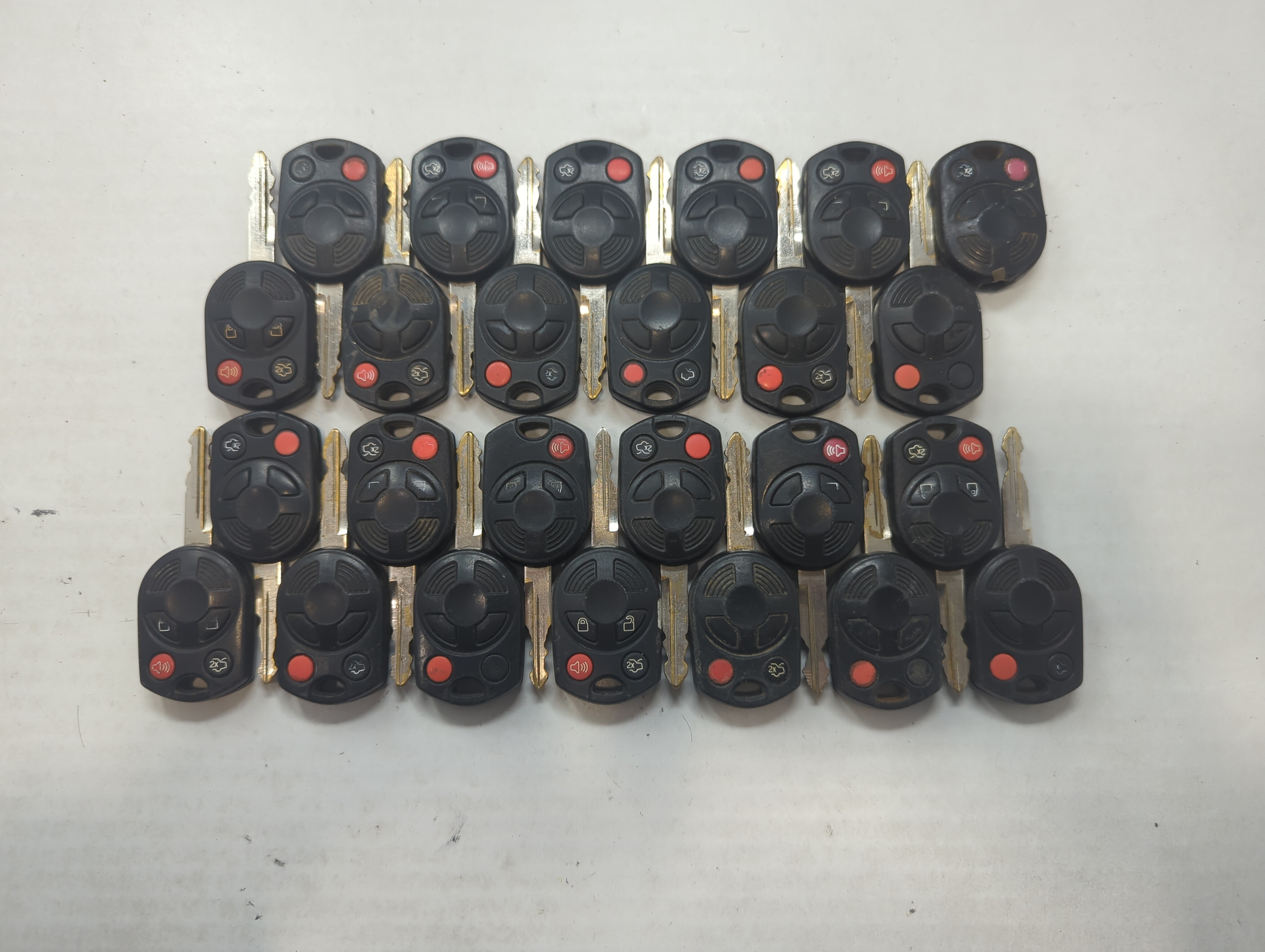 Lot of 25 Ford Keyless Entry Remote Fob MIXED FCC IDS MIXED PART NUMBERS 592002 - Oemusedautoparts1.com