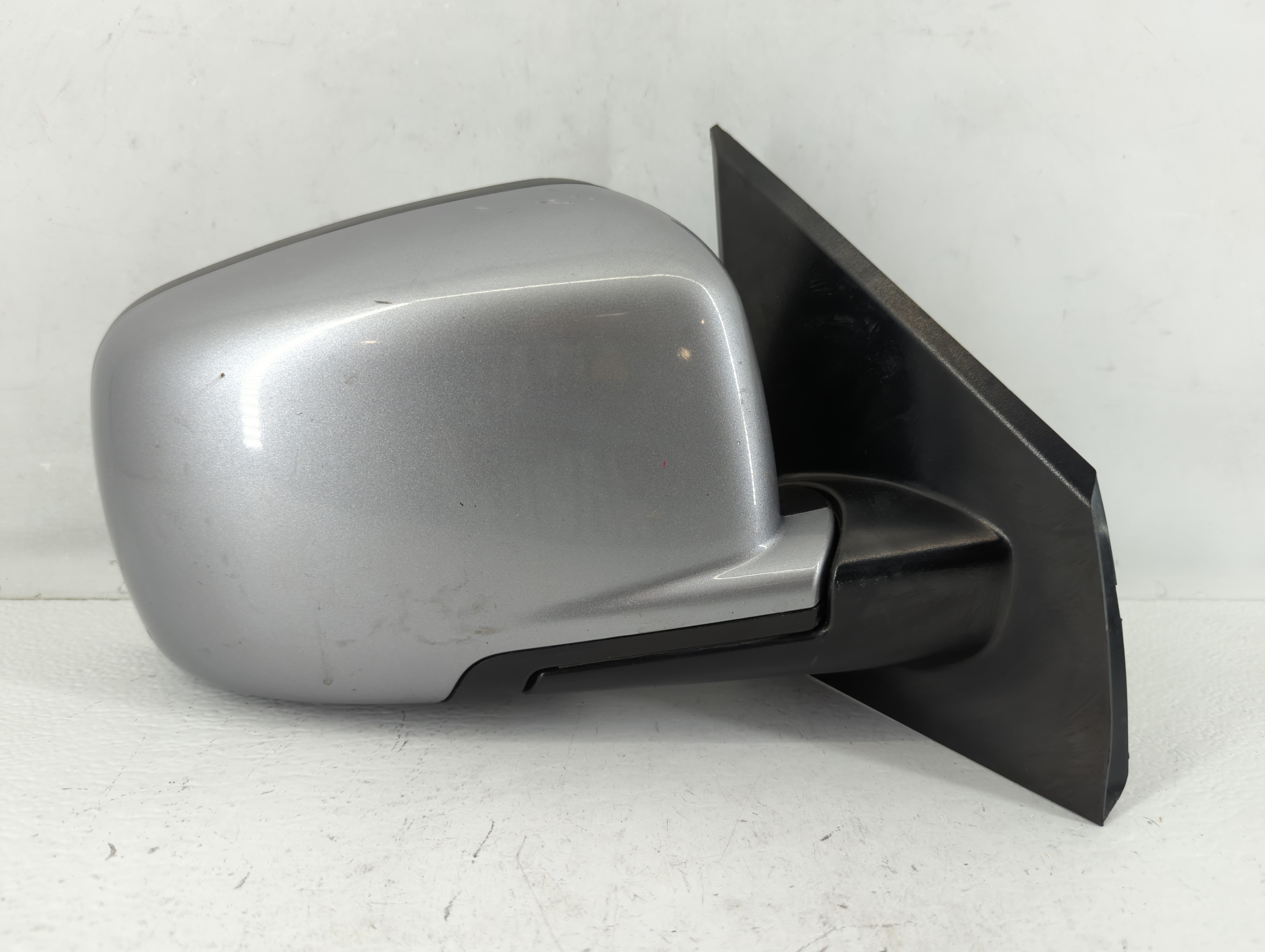 2012 Dodge Journey Passenger Right Side View Power Door Mirror Grey 592400 - Oemusedautoparts1.com
