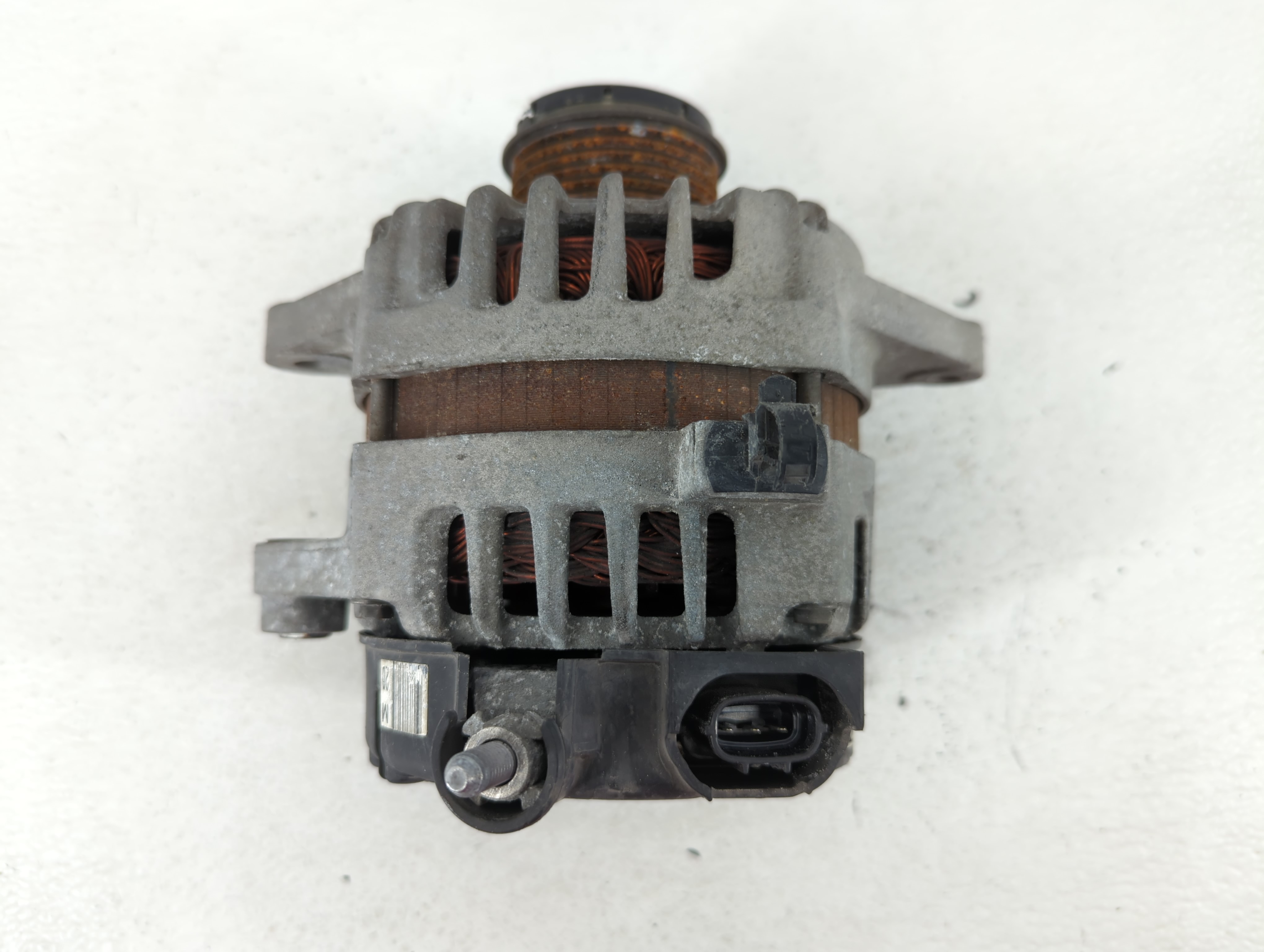 Picture of 2021-2022 Kia Seltos Alternator Generator Charging Assembly Engine Oem 592883