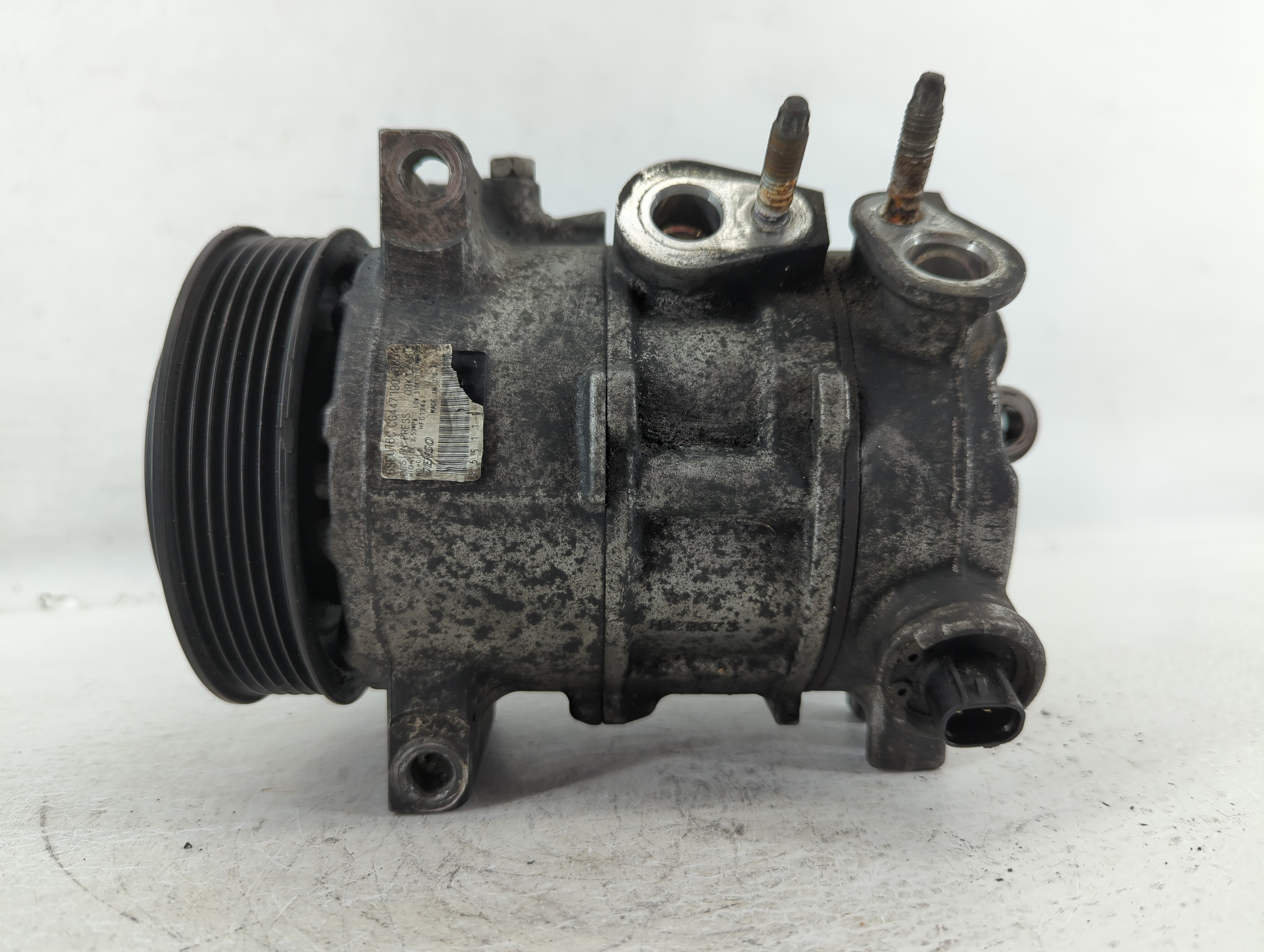 Mercedes-benz E350 Air Conditioning A/c Ac Compressor Oem 594247 - Oemusedautoparts1.com