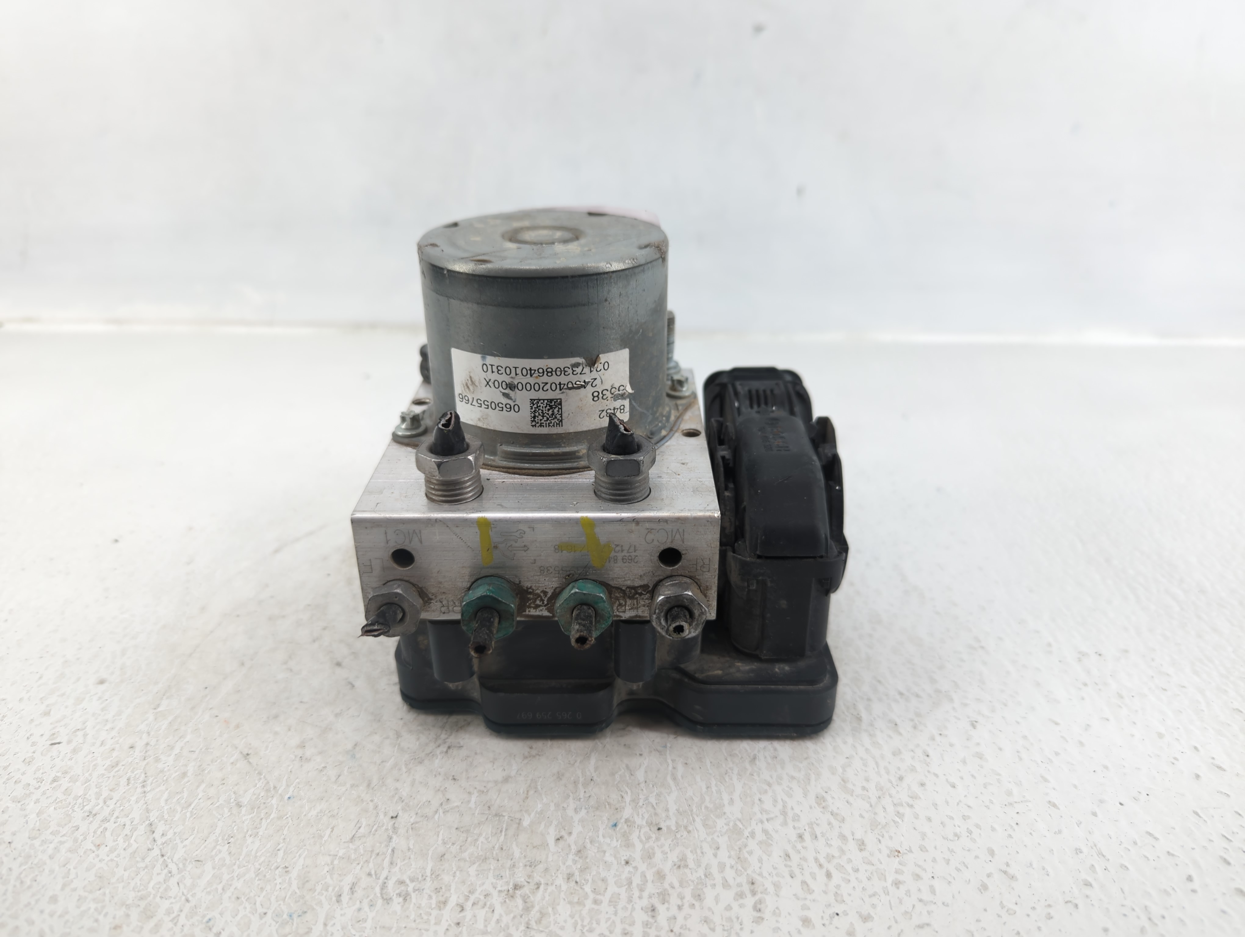 Picture of 2018-2018 Chevrolet Malibu Abs Pump Control Module 594919