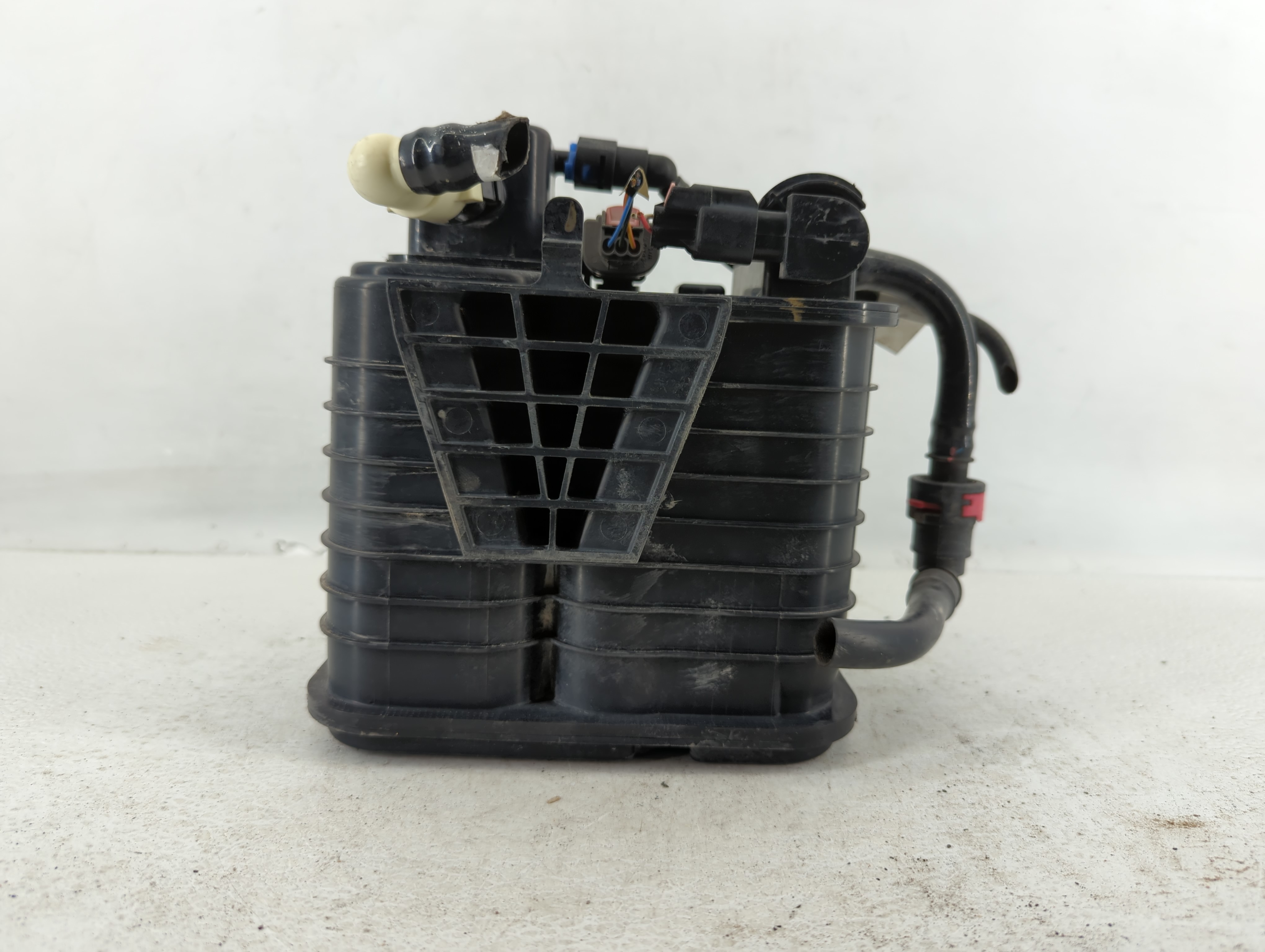 2019 Chevrolet Malibu Fuel Vapor Charcoal Canister 595564 - Oemusedautoparts1.com