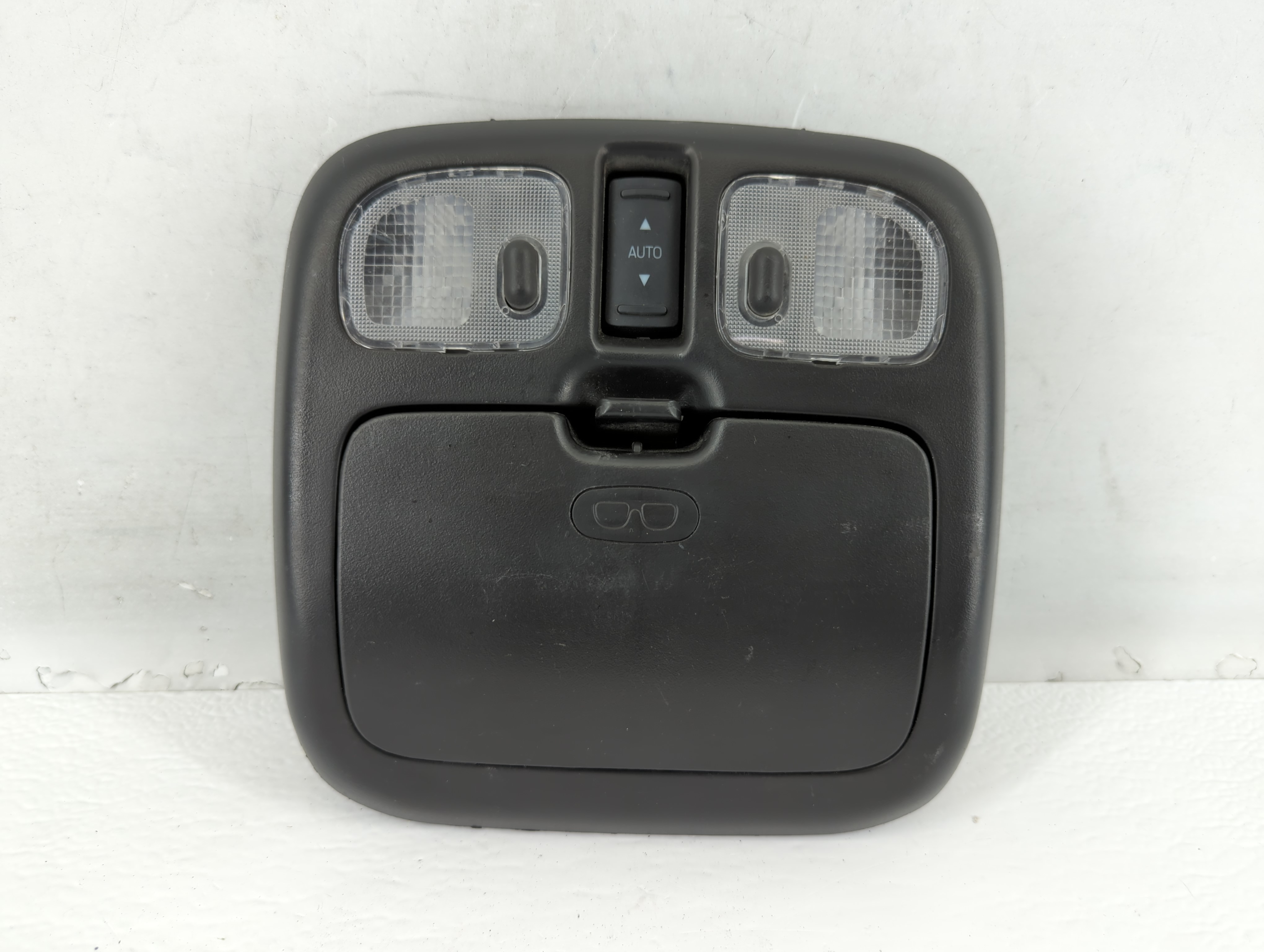 Picture of 2009-2012 Ford Escape Overhead Roof Console Interior Dome Light 596991
