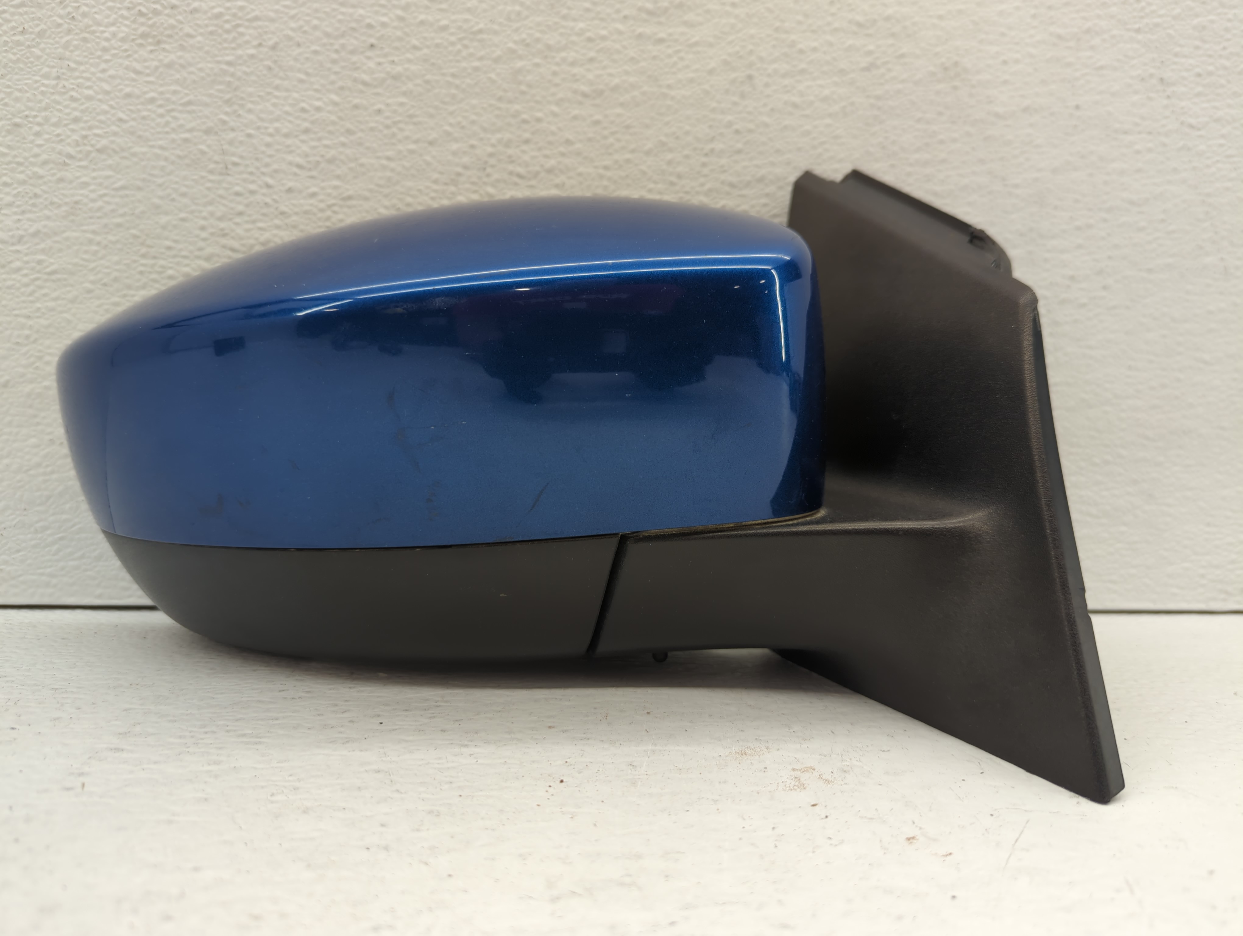2018 Ford Focus Passenger Right Side View Manual Door Mirror 597430 - Oemusedautoparts1.com