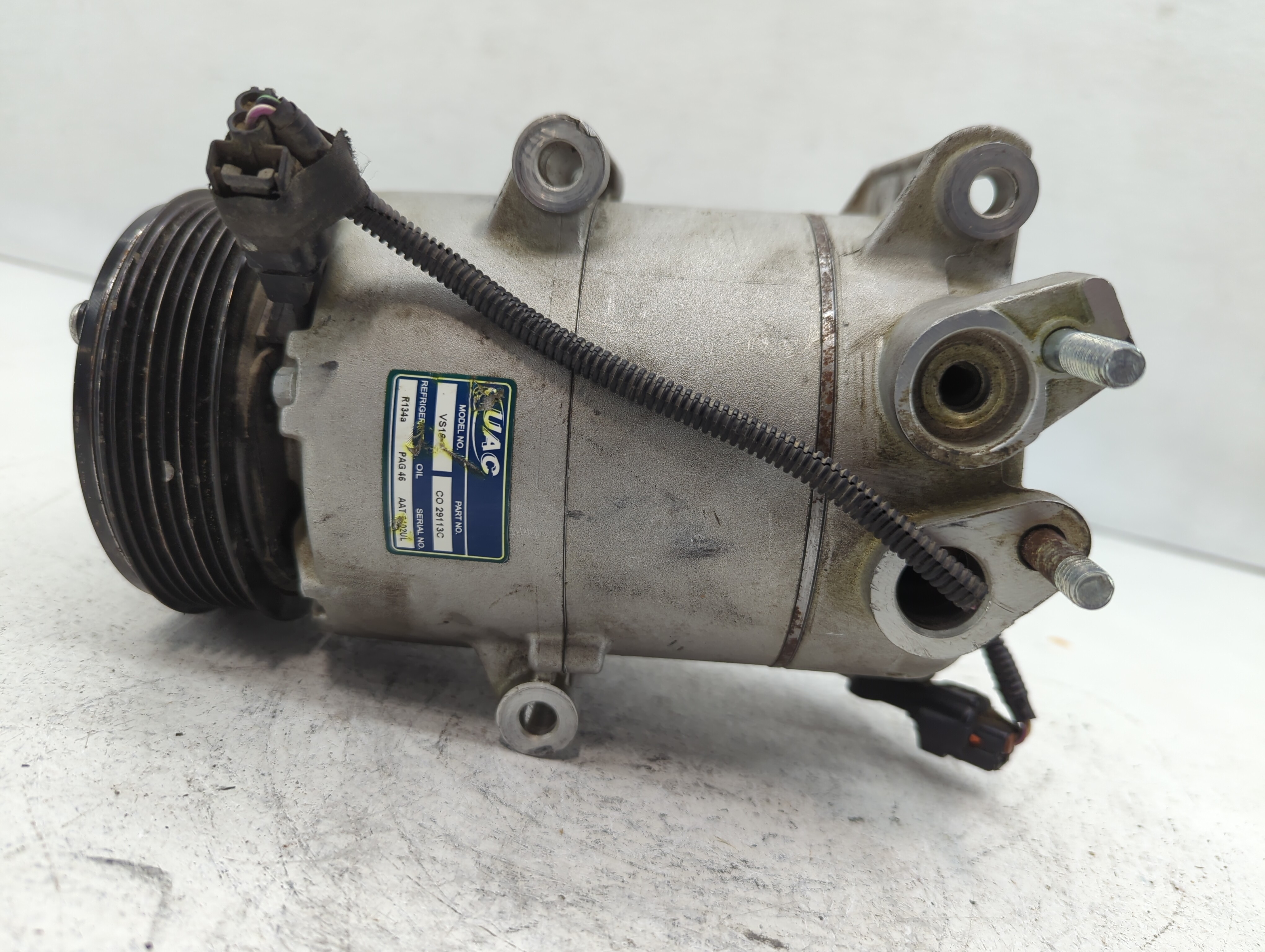 2013-2016 Ford Escape Air Conditioning A/c Ac Compressor Oem 597962 - Oemusedautoparts1.com