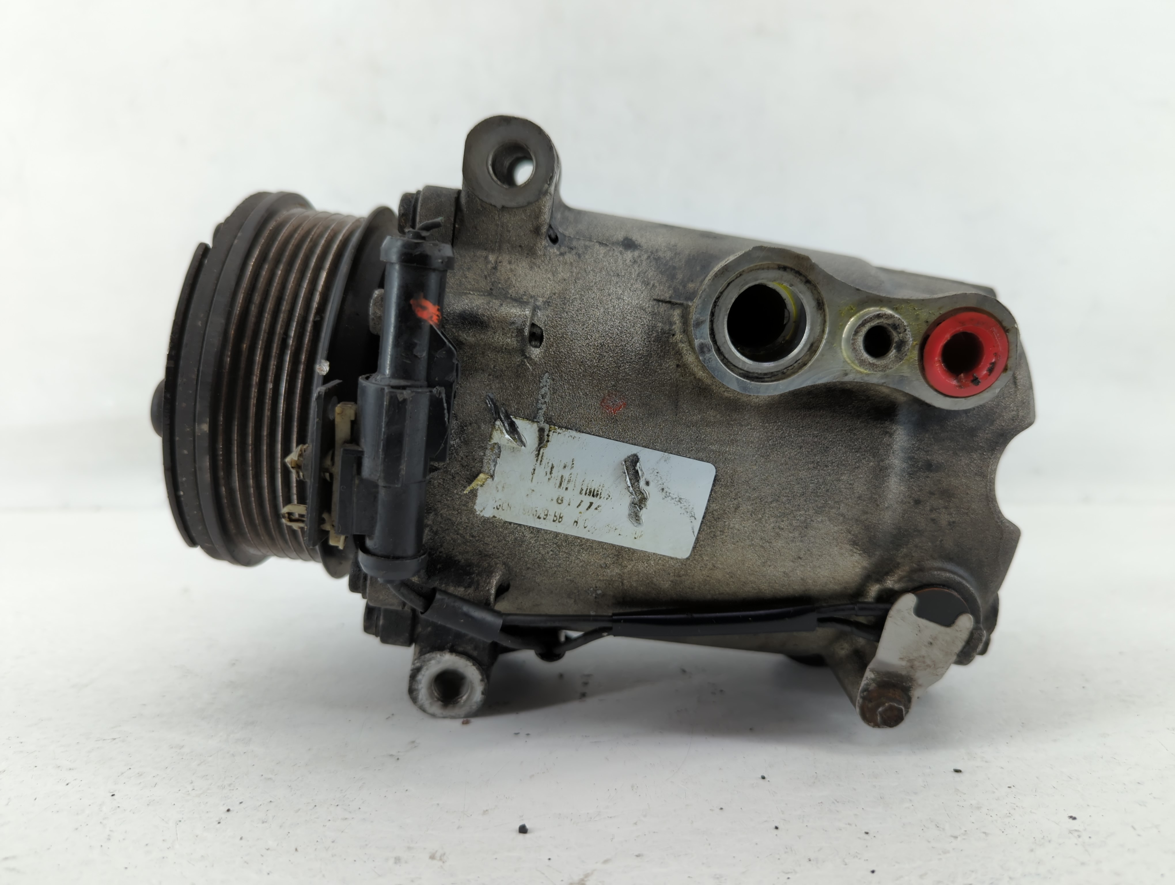 2002-2003 Saturn Vue Air Conditioning A/c Ac Compressor Oem 598095 - Oemusedautoparts1.com