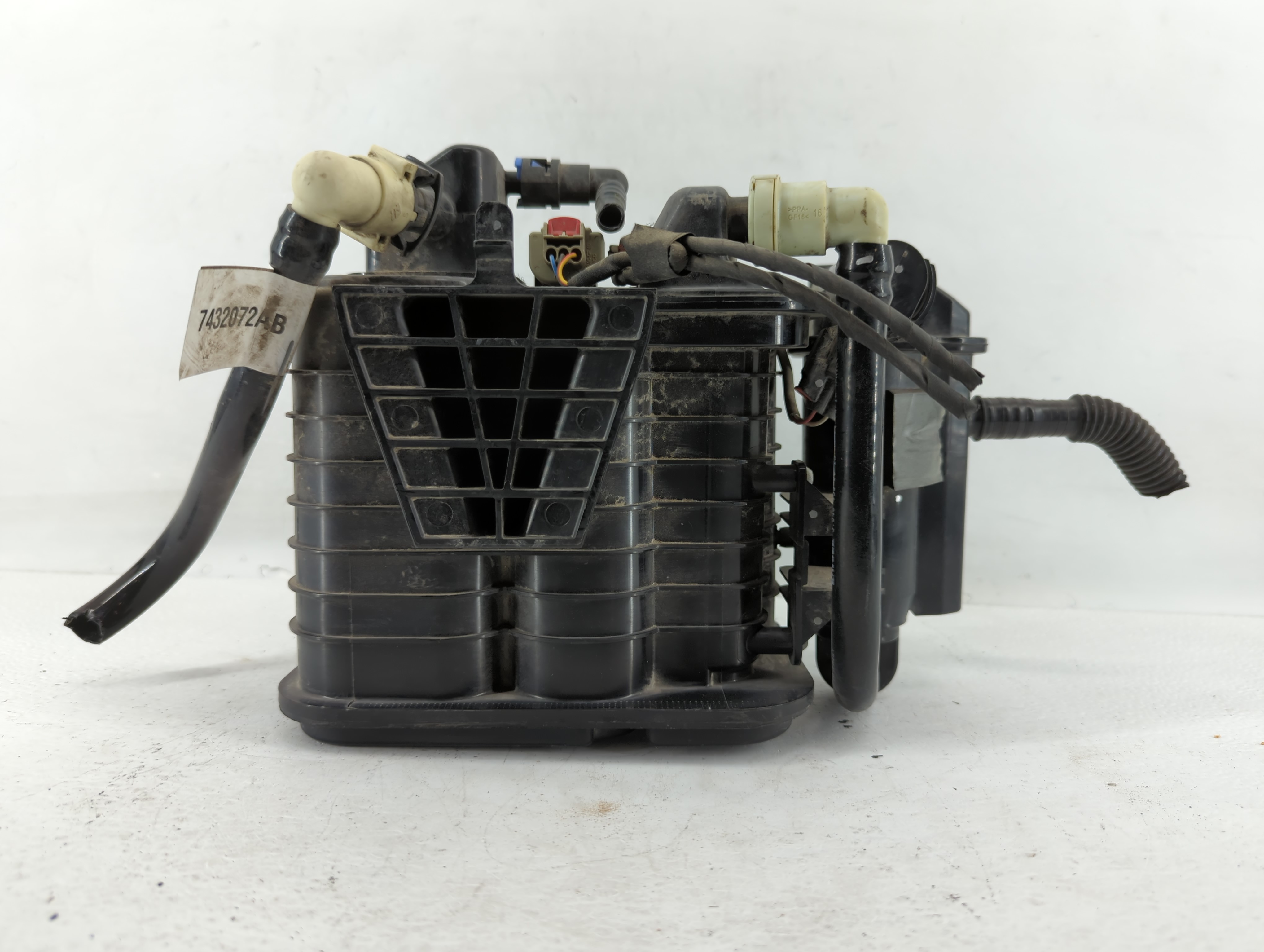 2019 Chevrolet Malibu Fuel Vapor Charcoal Canister 598166 - Oemusedautoparts1.com