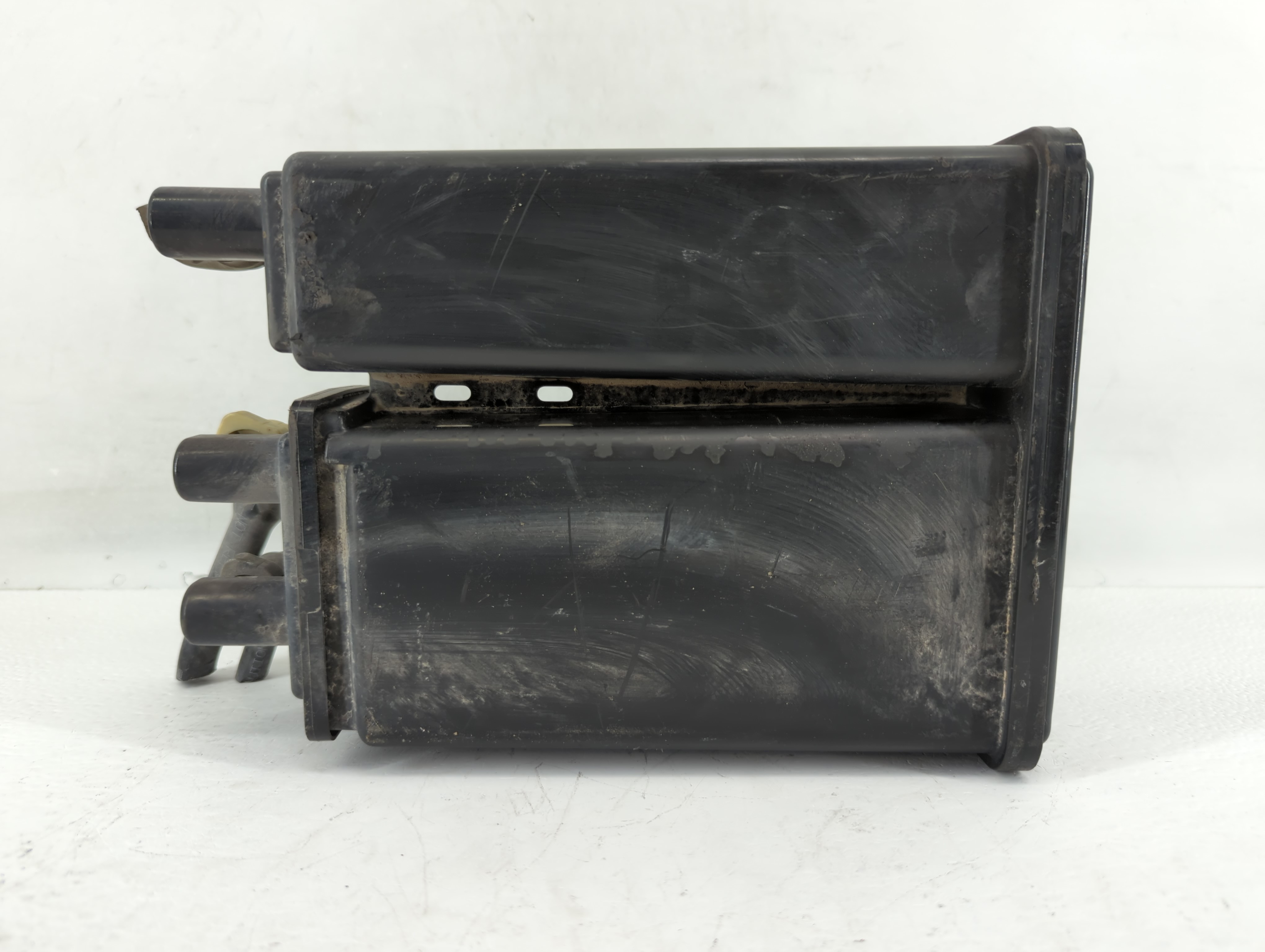 Picture of 2010 Mazda Cx-9 Fuel Vapor Charcoal Canister 598238